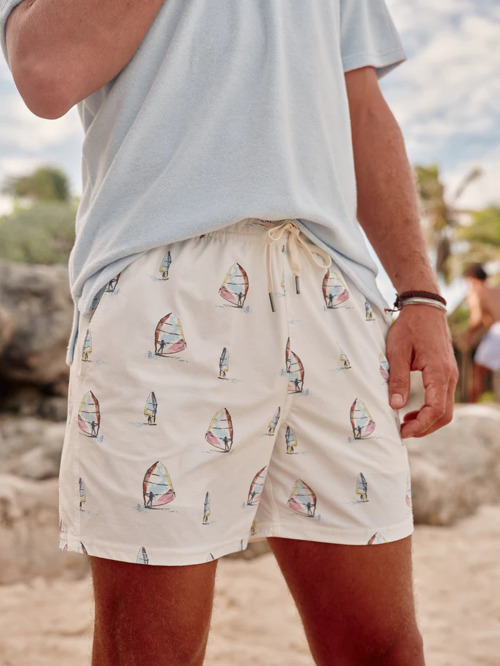 The Bungalow Trunk (5") White Windsurfer