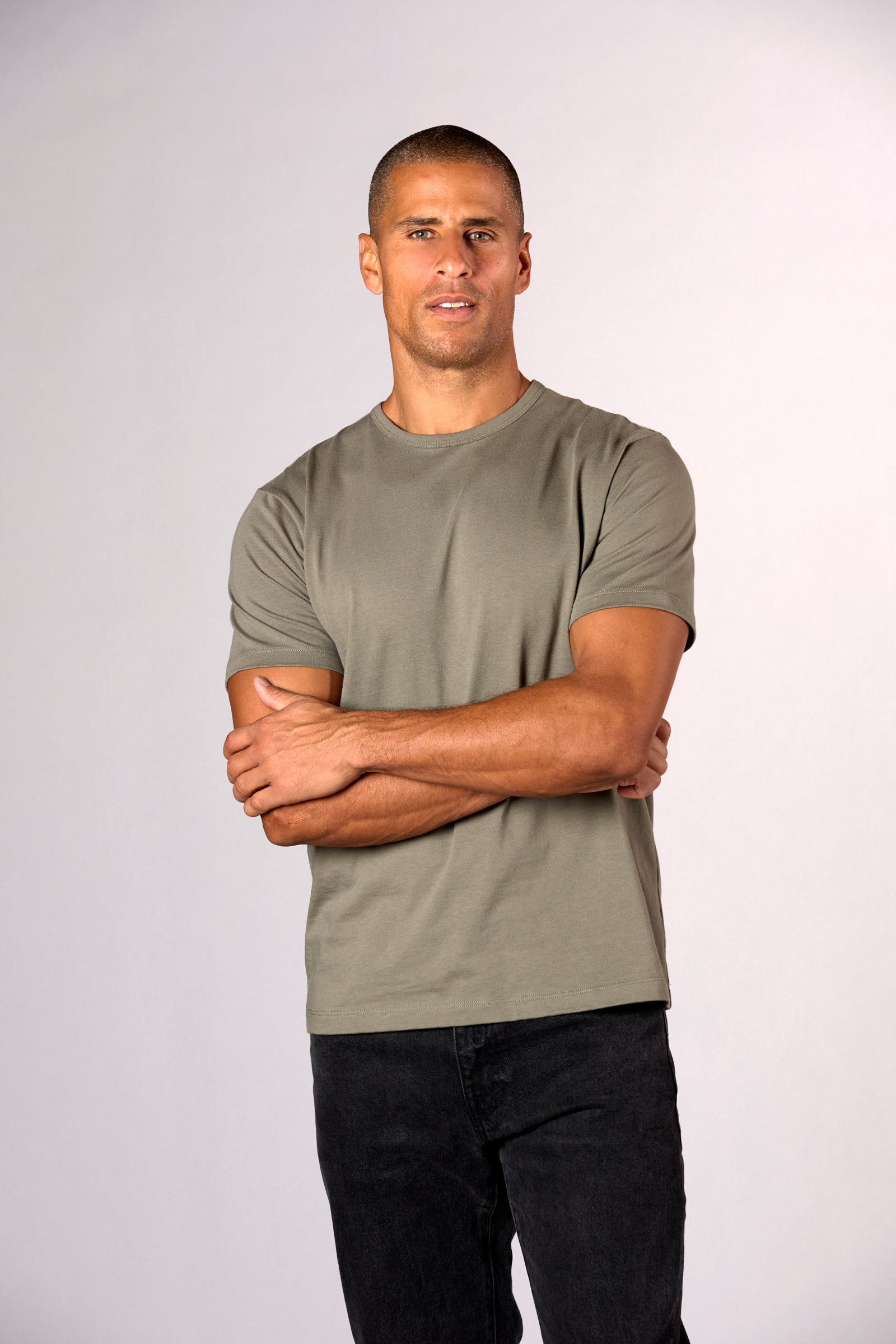 The Hudson Crew Tee in Heavy Cotton Jersey Covert Green