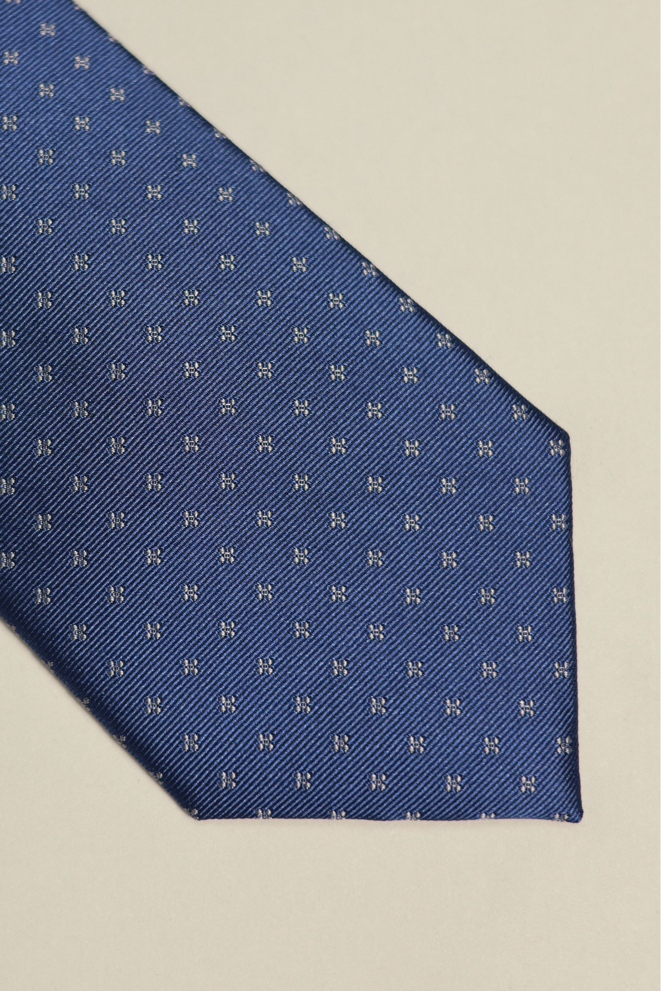 Royal Silk Woven Pattern Tie