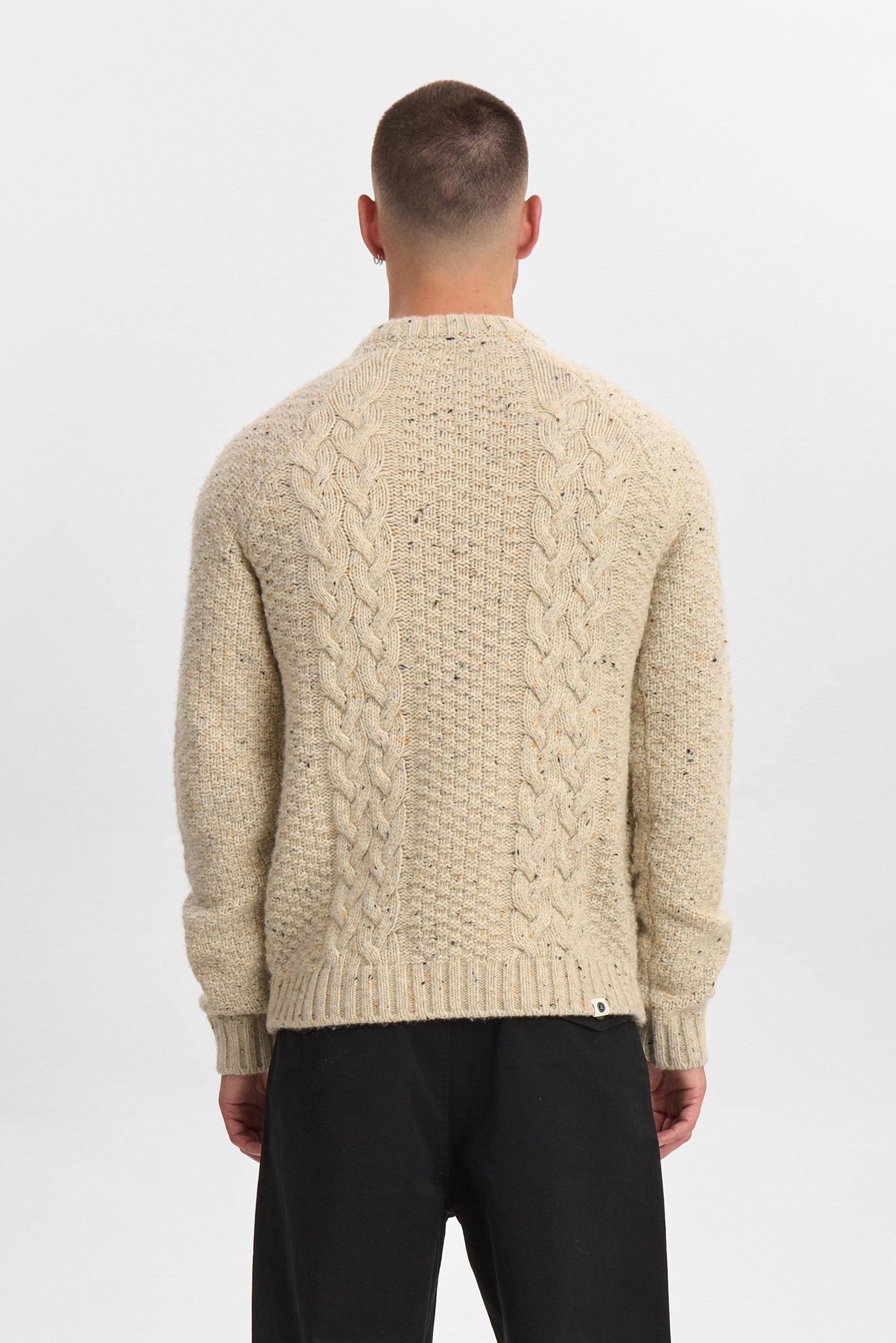 Aksune Cable Knit Tofu