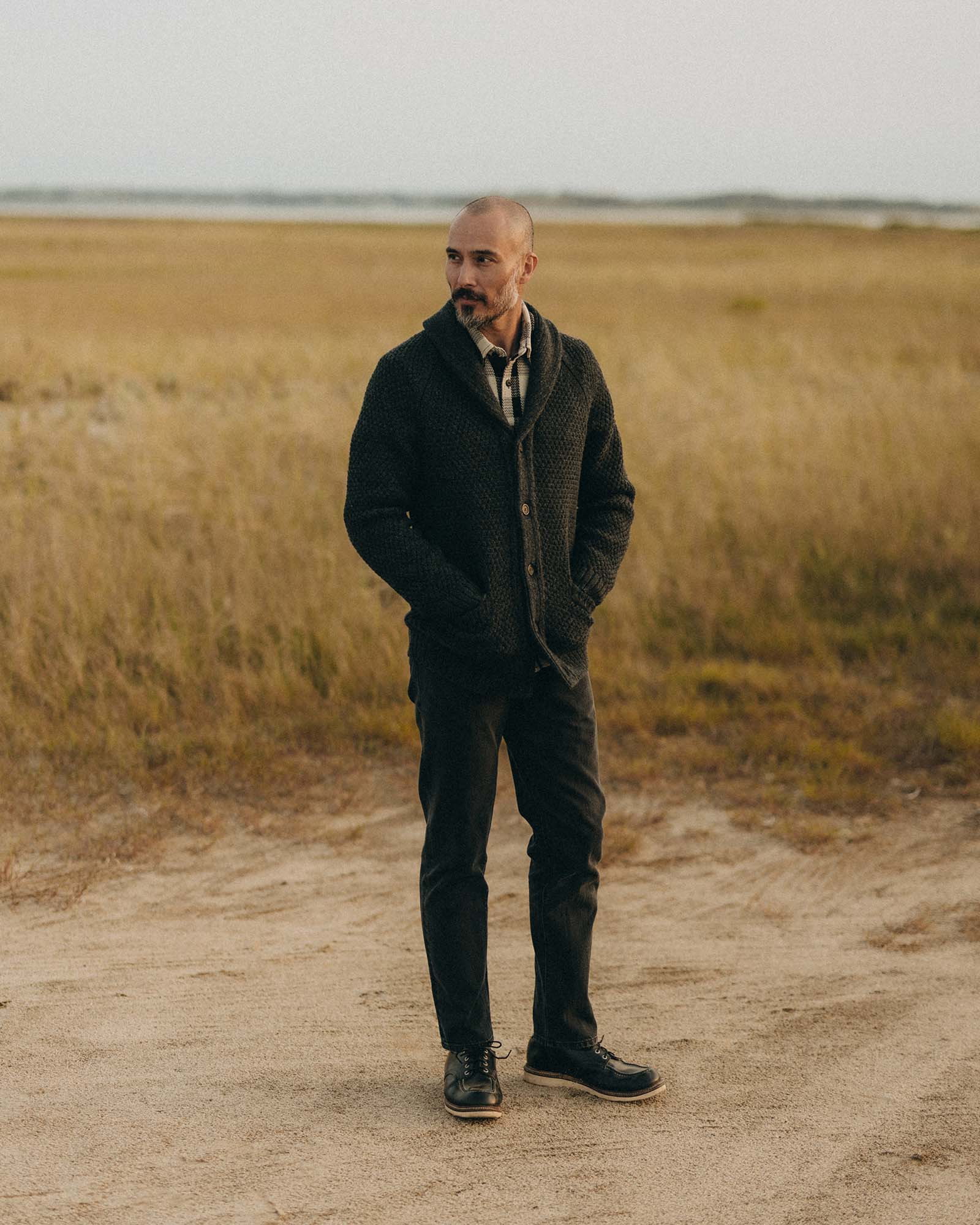 The Fisherman Cardigan in Merino Coal Heather
