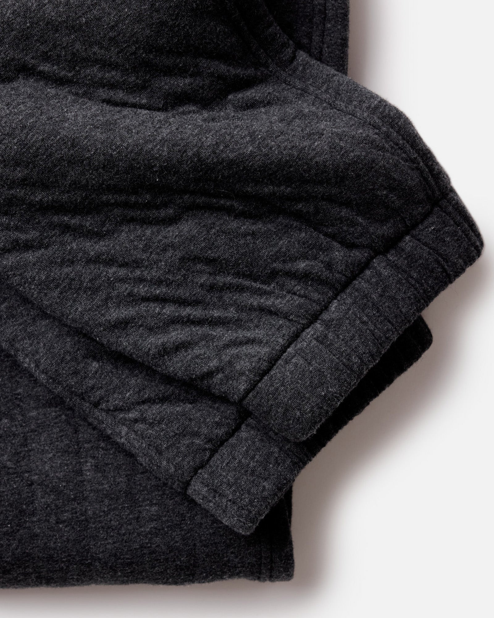 The Apres Pant in Quilted Jersey Heather Coal