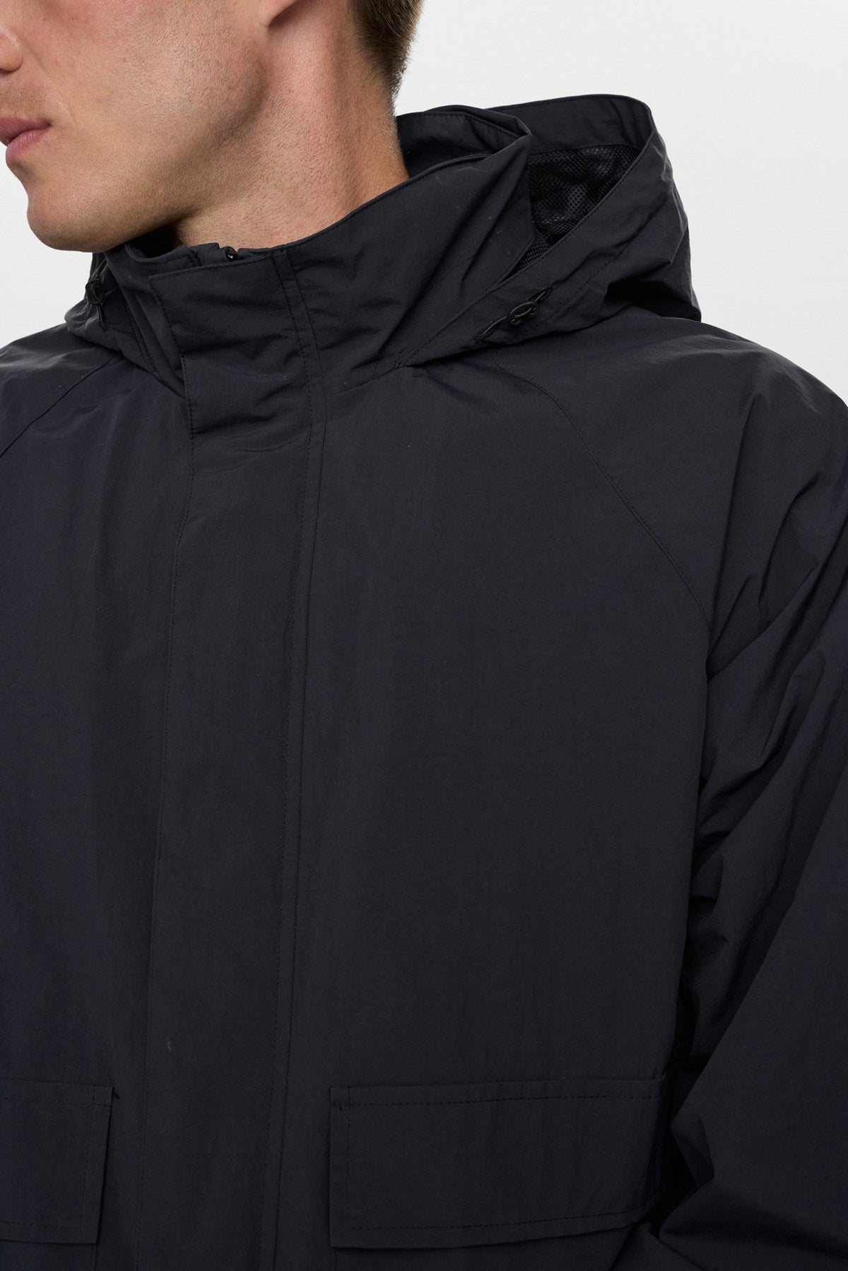 Akbertel Tec Jacket Caviar
