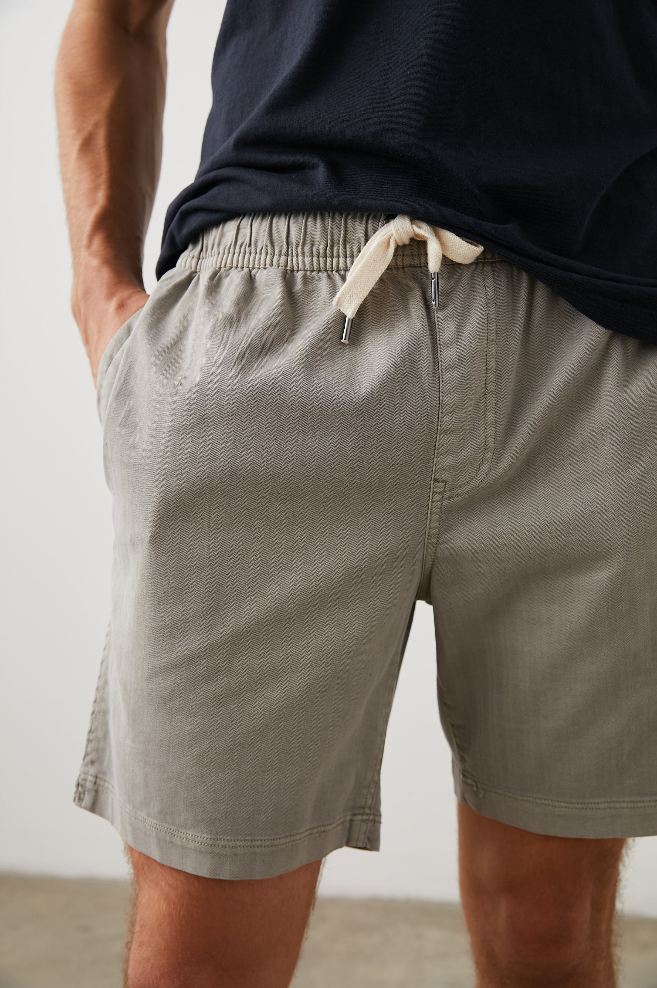 Cruz Short Washed Grey