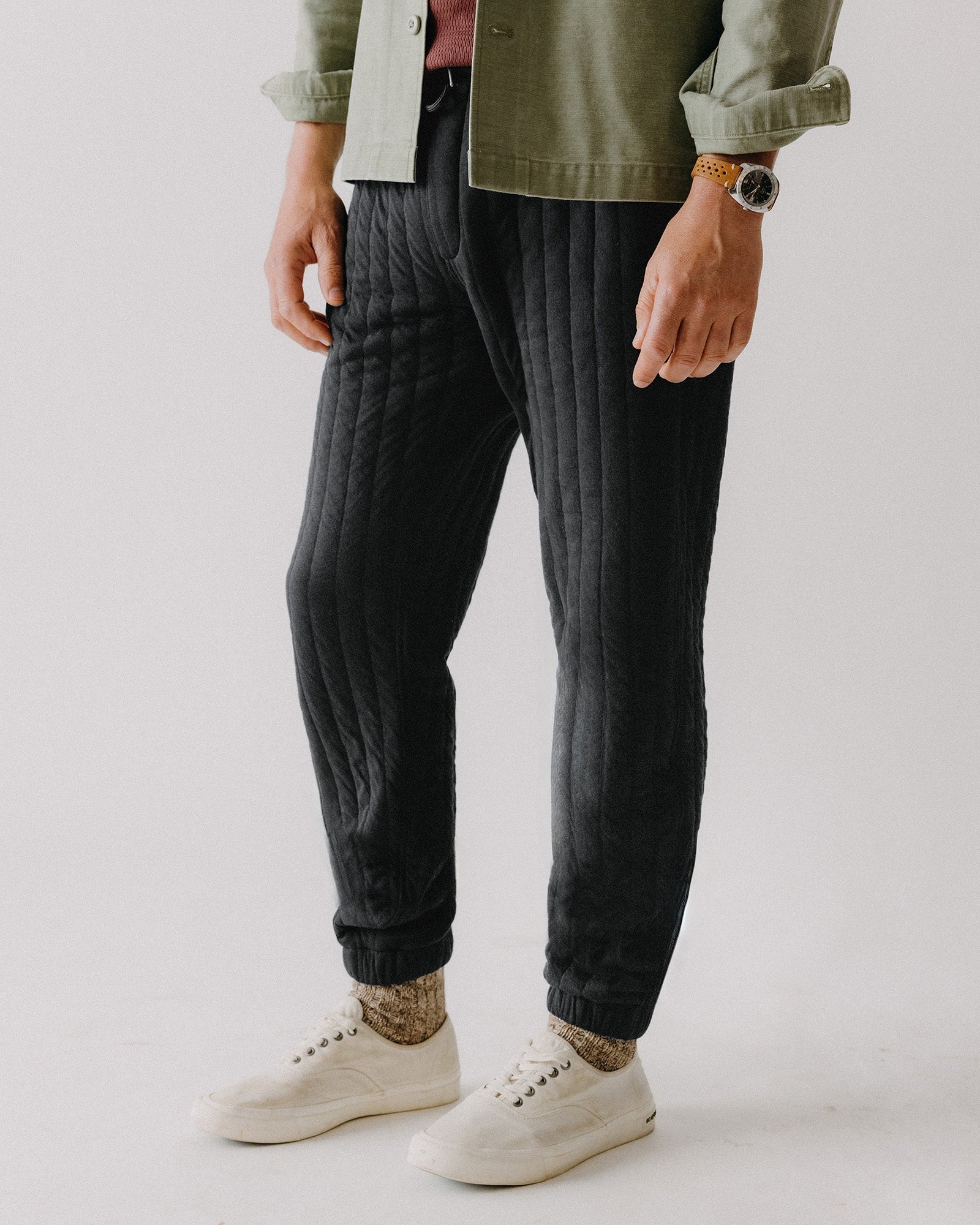 The Apres Pant in Quilted Jersey Heather Coal
