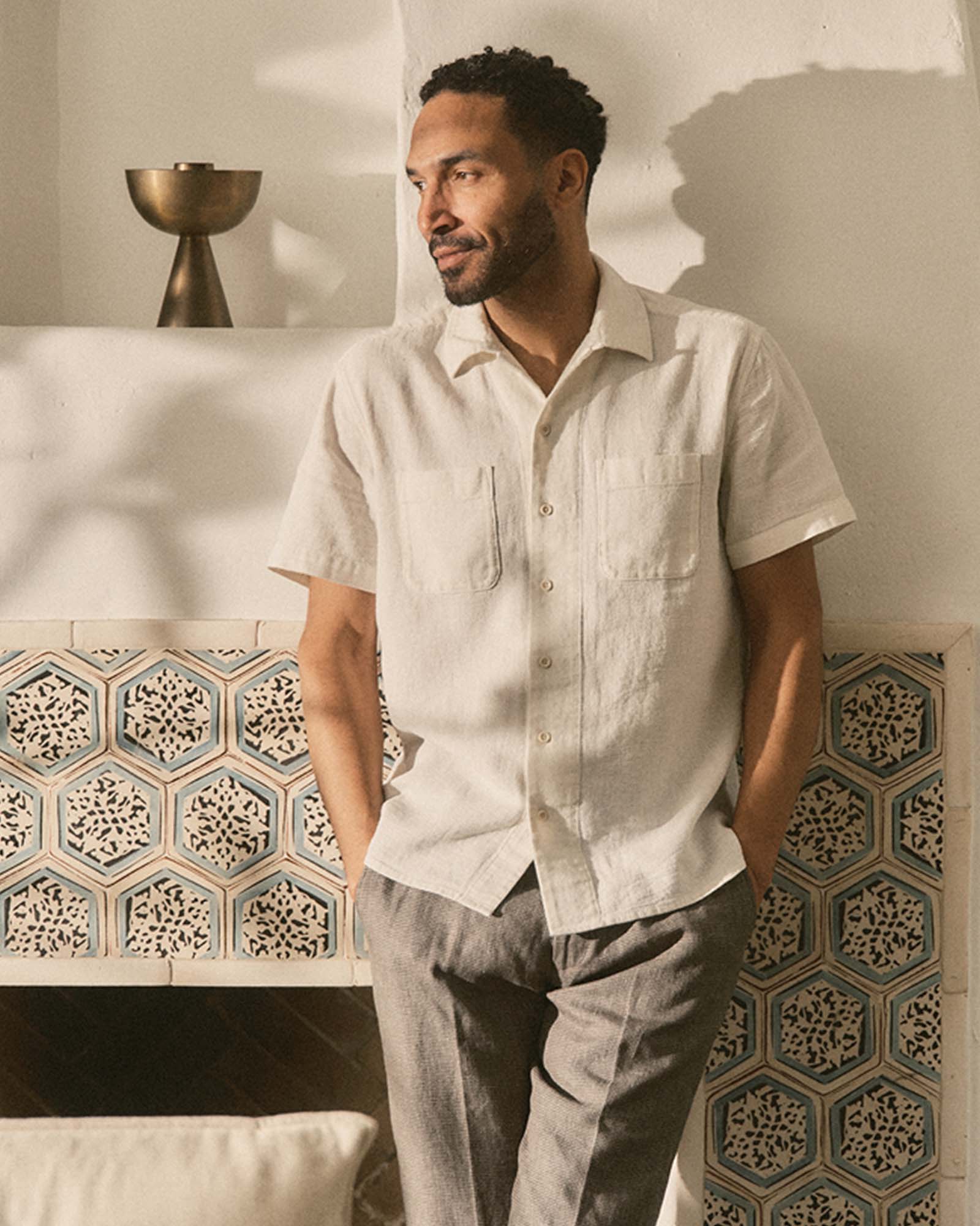 The Short Sleeve Conrad Shirt Vintage White Linen