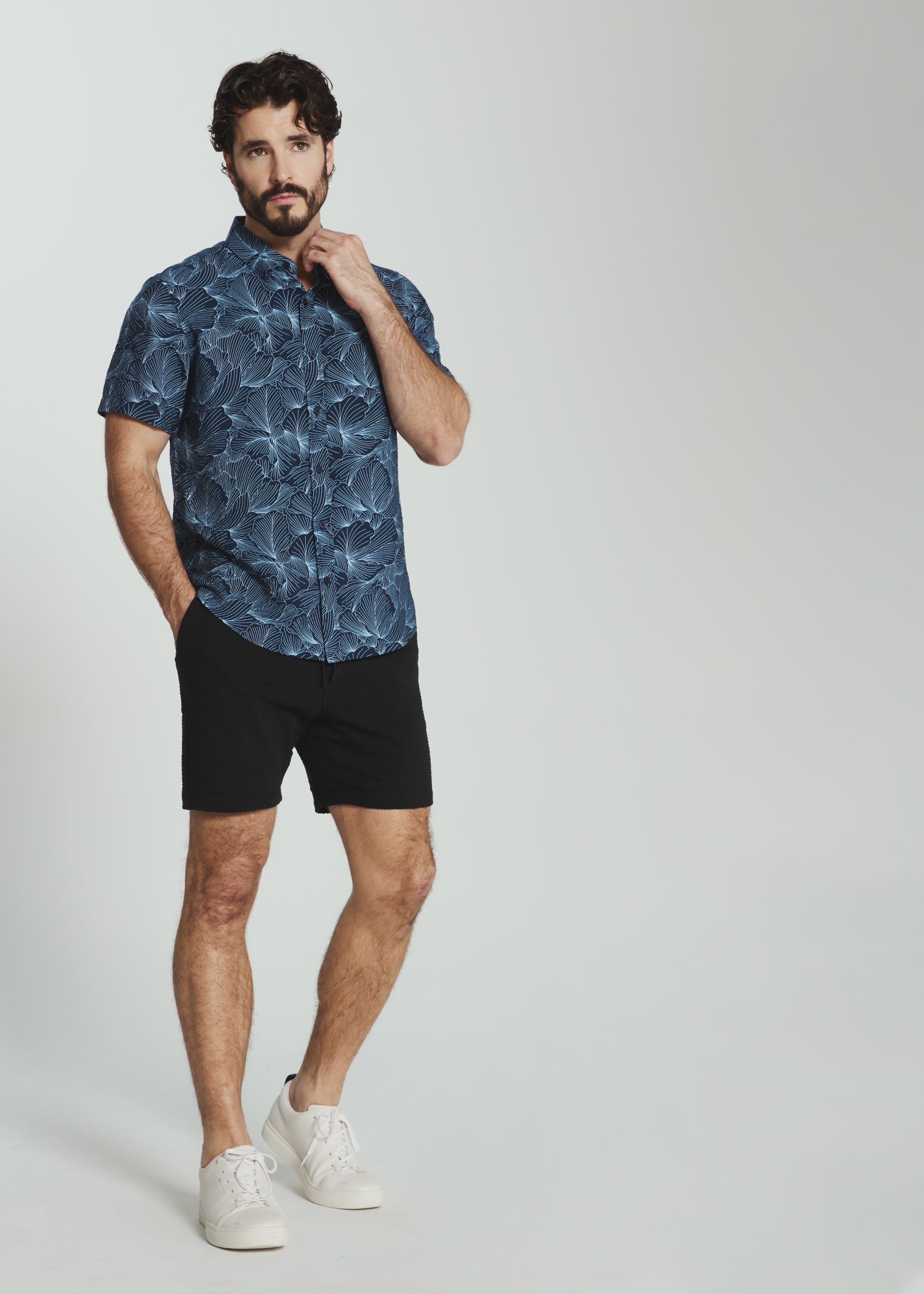 Bennet Short Black