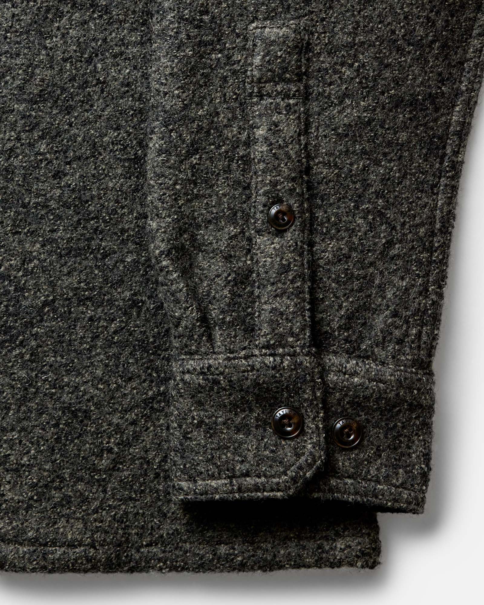 The Connor Overshirt in Boucle Heather Olive