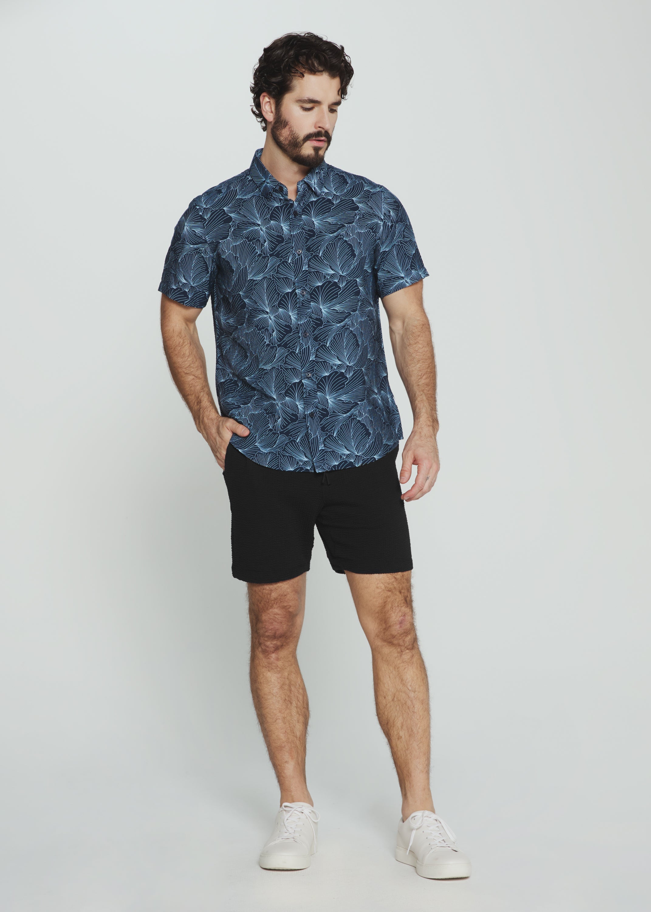 Bennet Short Black