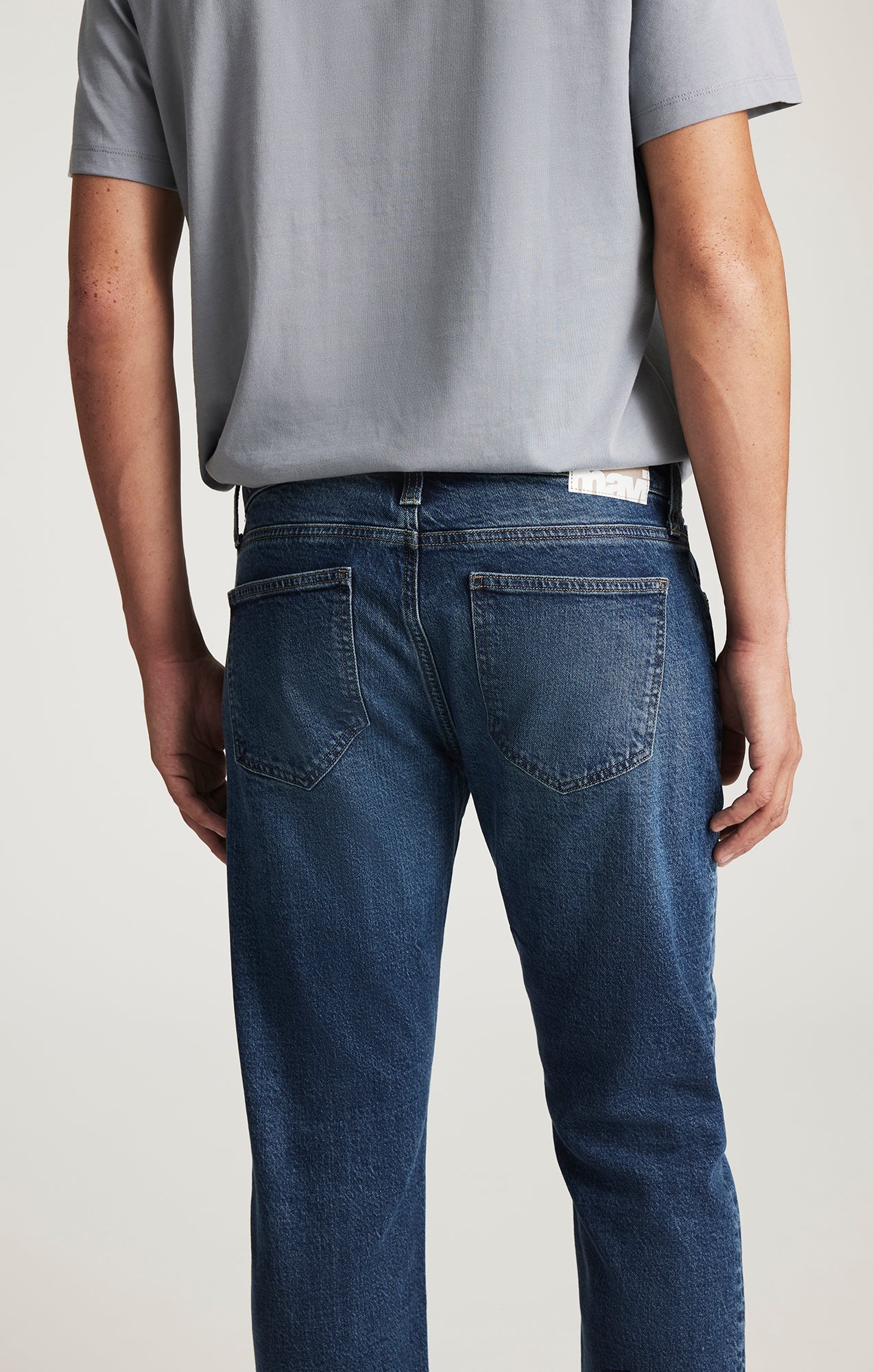Marcus Slim Straight Leg Mid Classic Blue