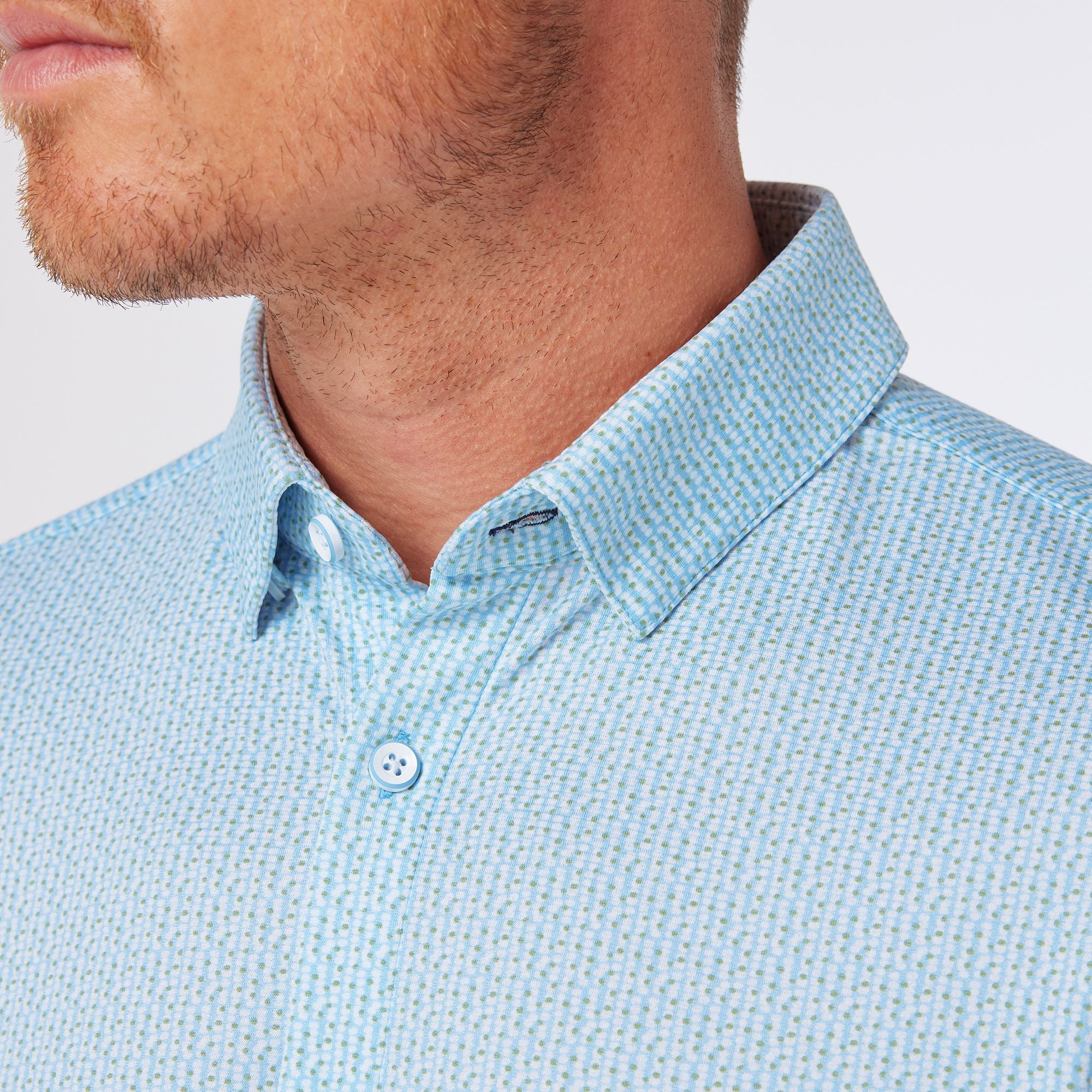 Halyard Short Sleeve Dress Shirt Light Blue Circle Montage