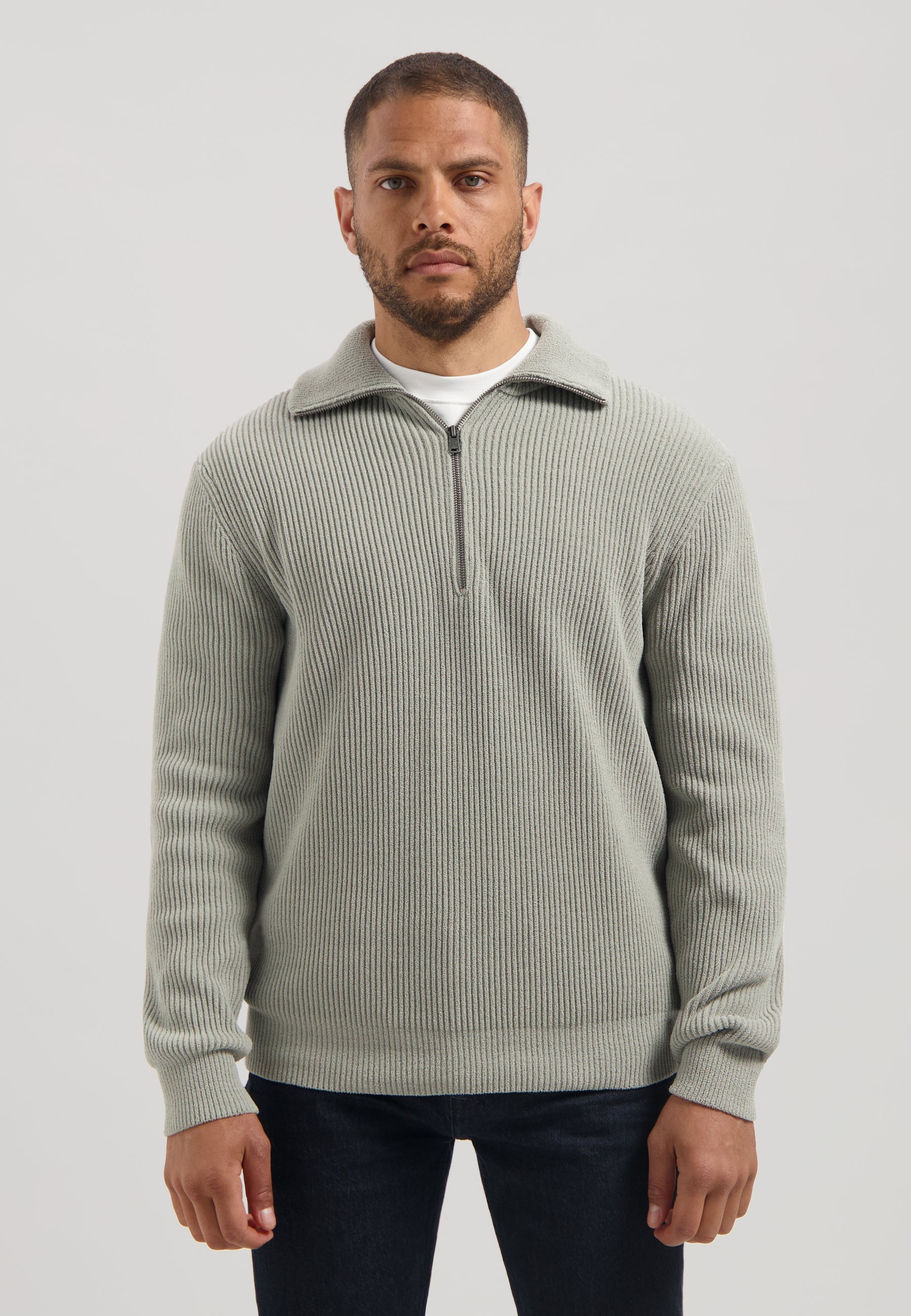 Josiah Skipper Ghost Grey