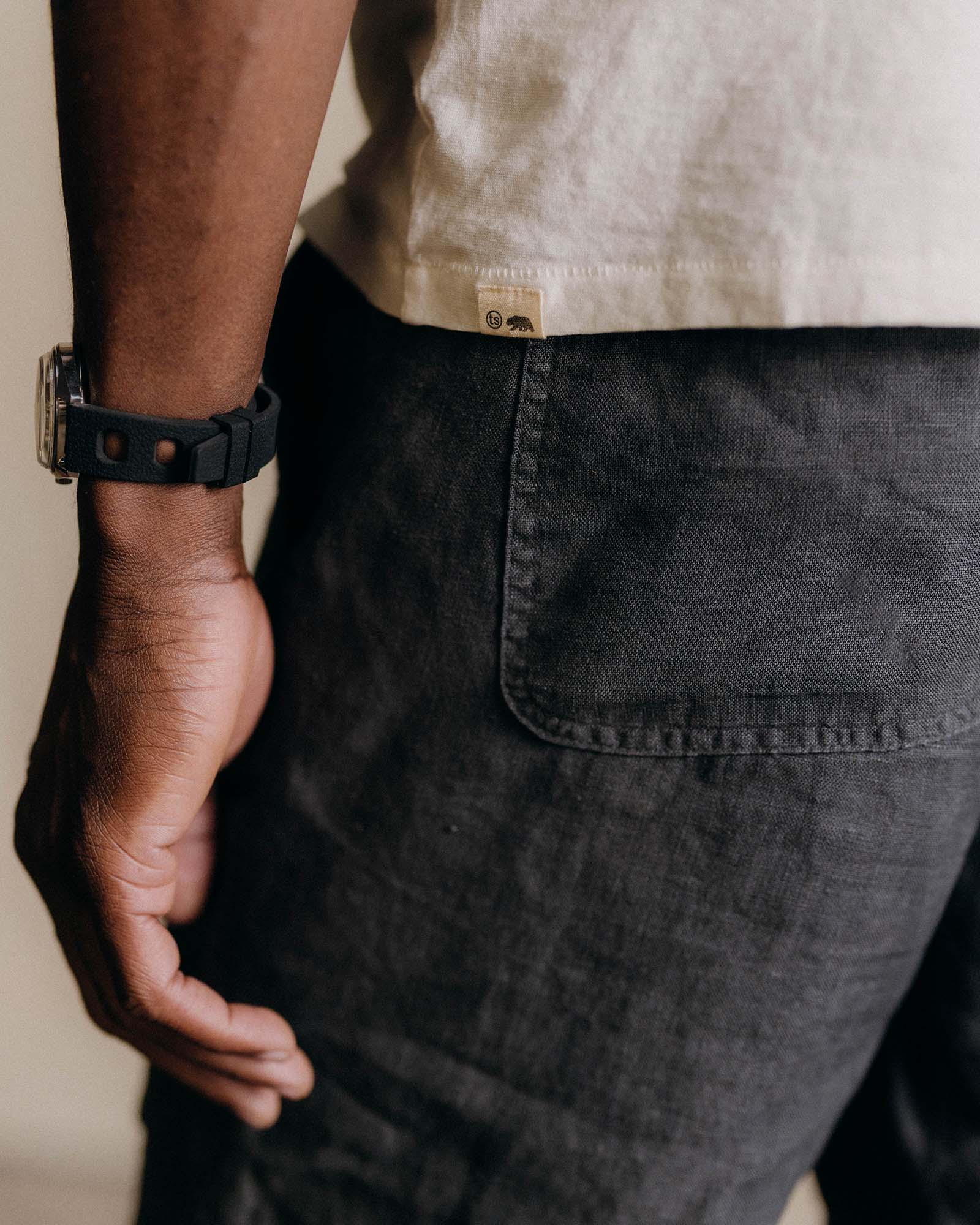 The Apres Short Faded Black Hemp