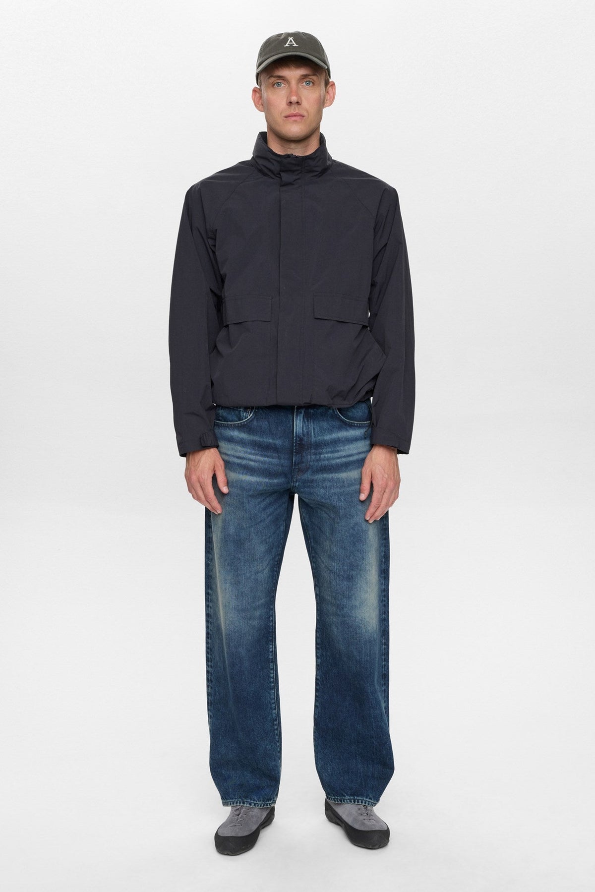 Akbertel Tec Jacket Caviar