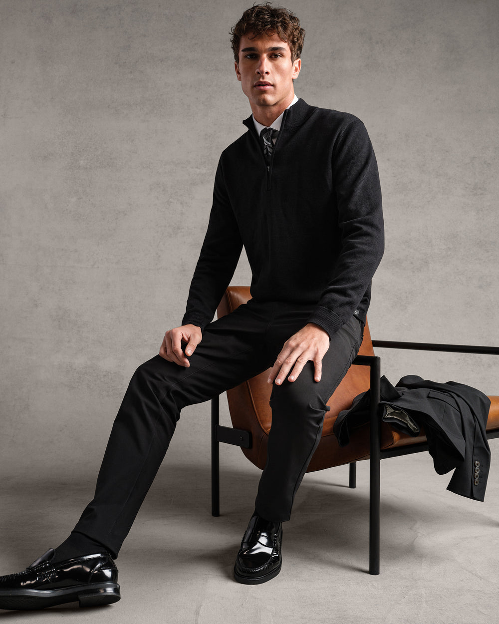 Commuter 1/4 Zip Sweater Black