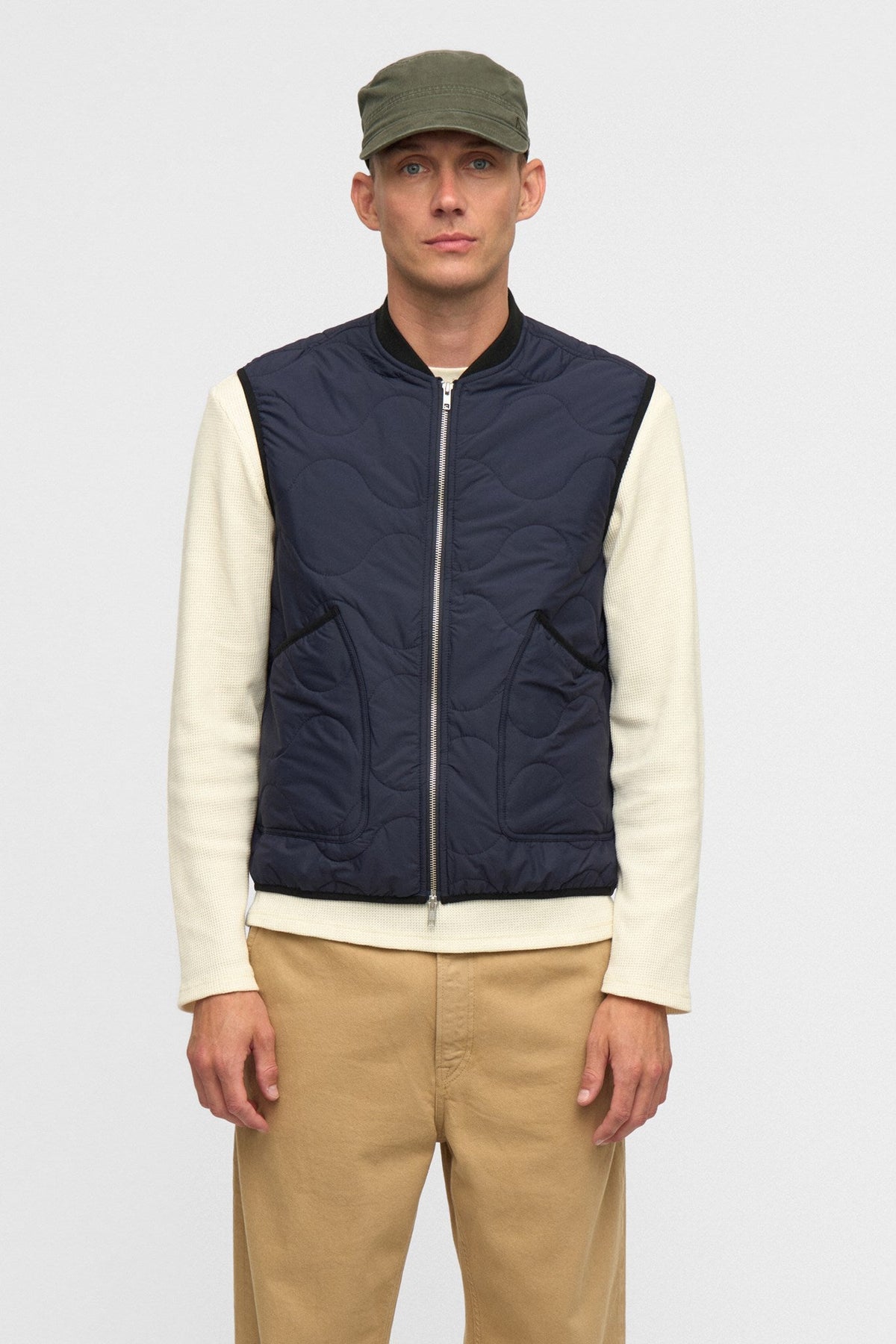 Akrobin Quilt Zip Front Vest Sky Captain