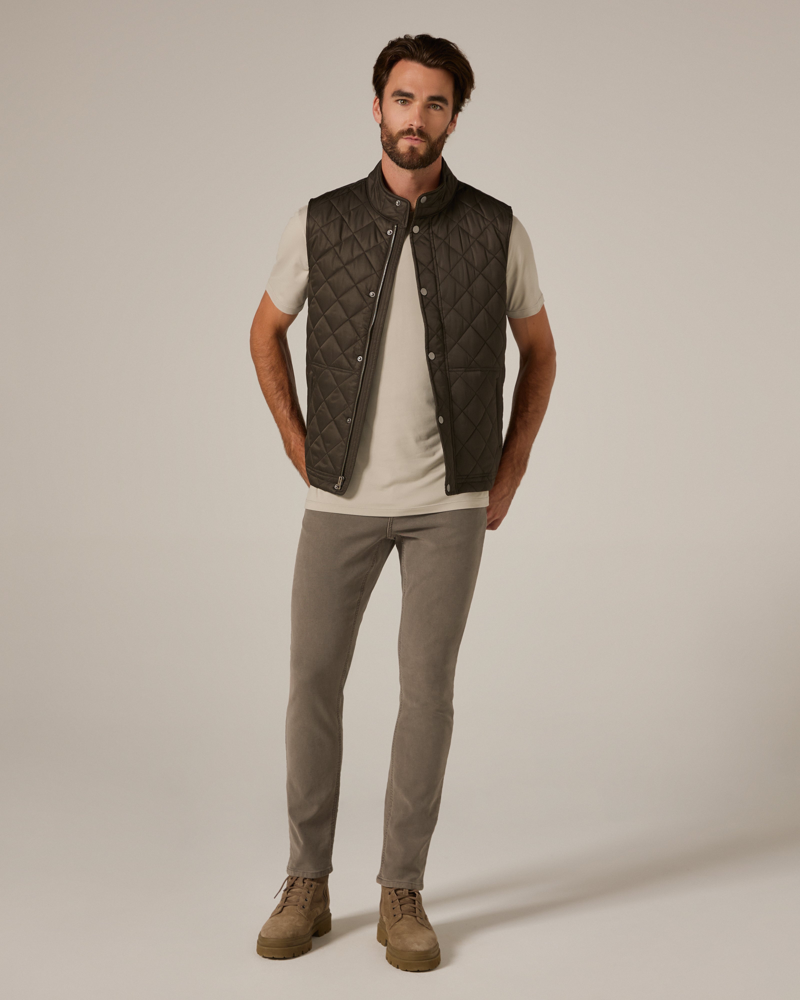 Crest Quilted Vest Olive