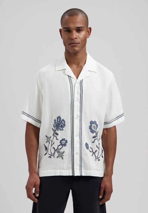 Hero Artwork Shirt White