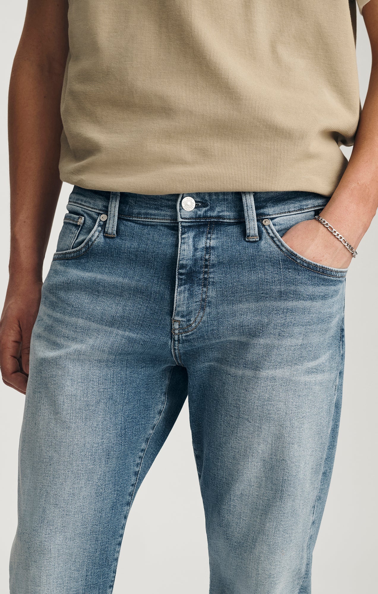 Matt Relaxed Straight Leg Classic Vintage Light Used Brushed