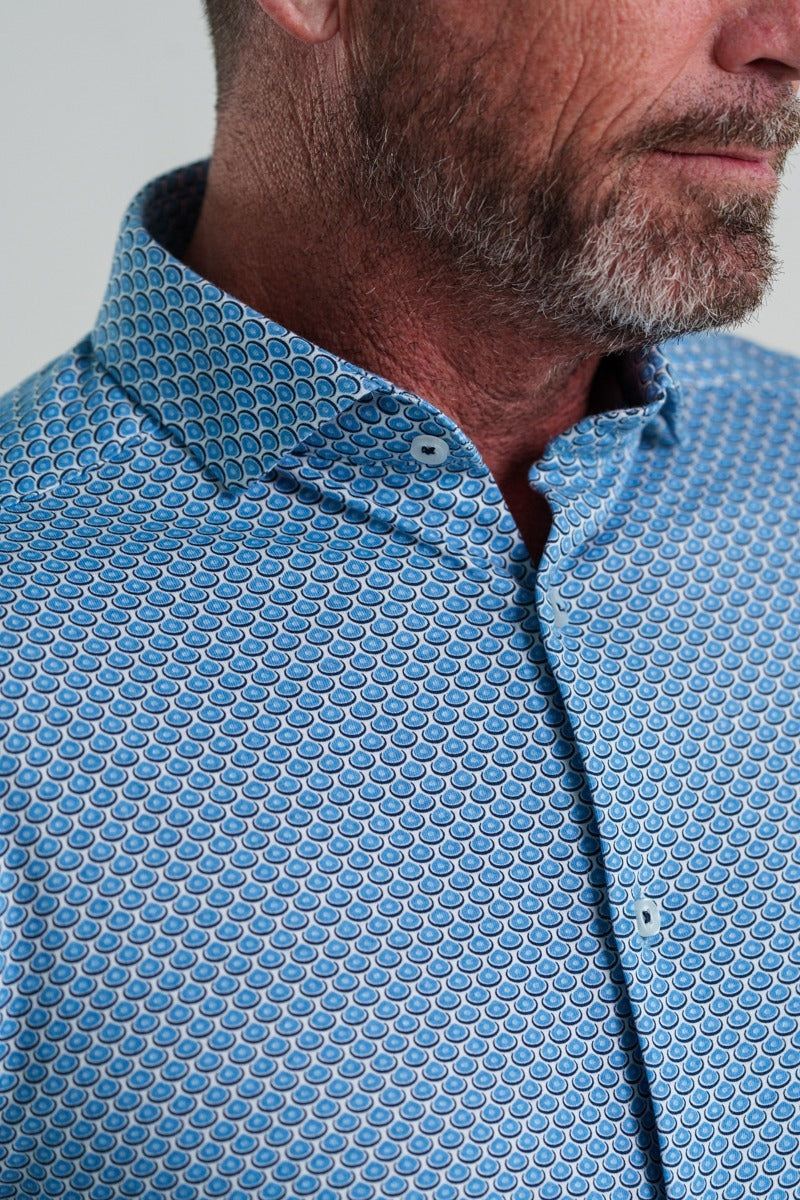 Oval Geo Tech Shirt Med. Blue