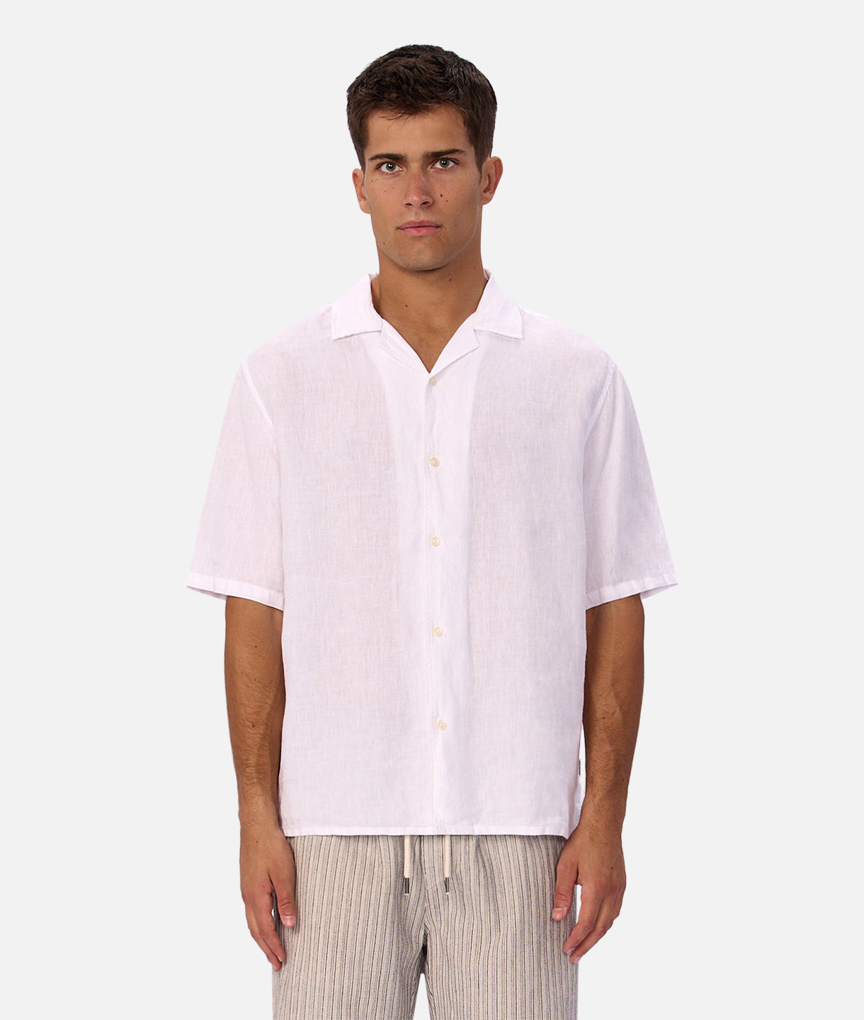 The St. Martins Short Sleeve Shirt Winter White