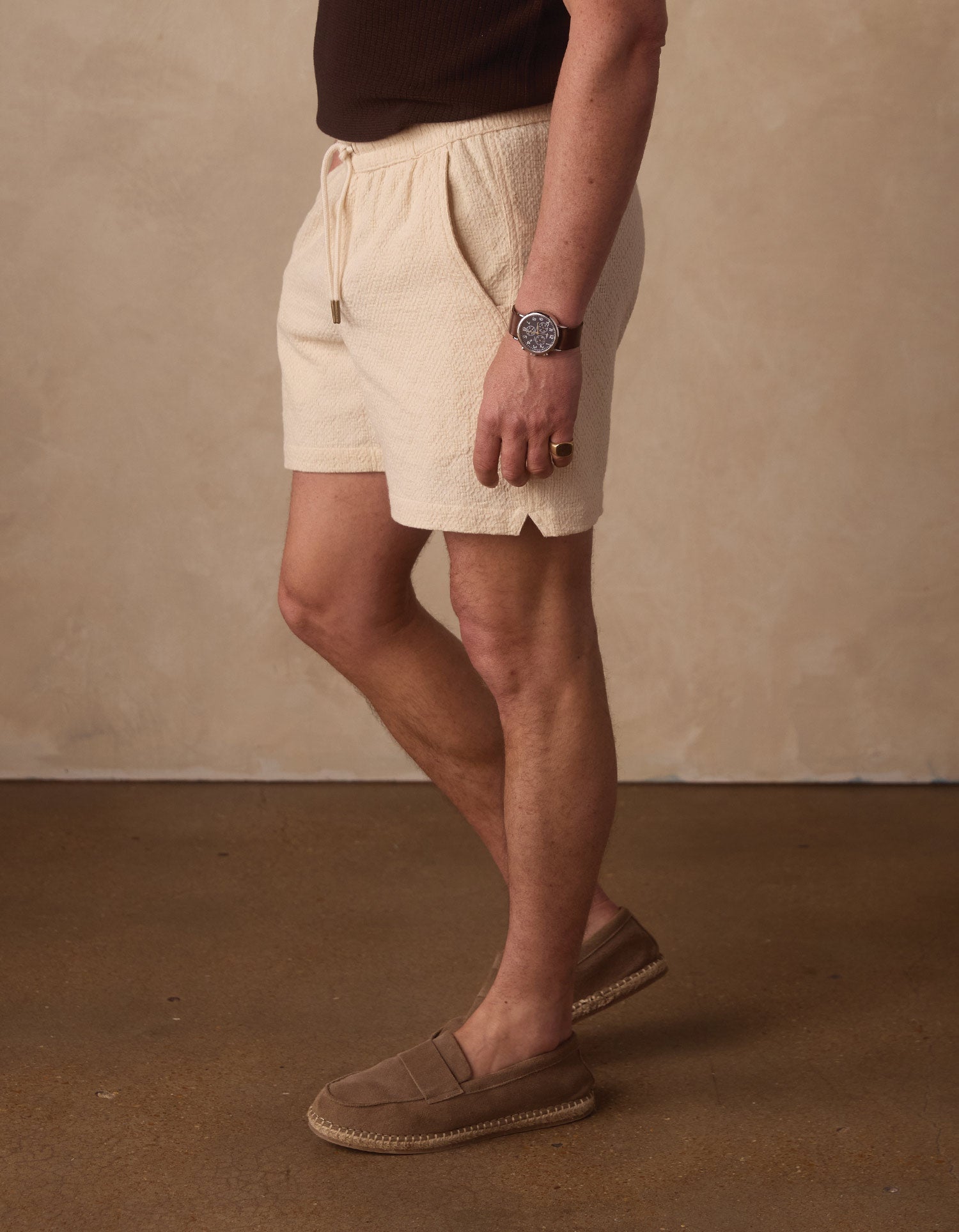 Freshwater Short Motivo Chalk