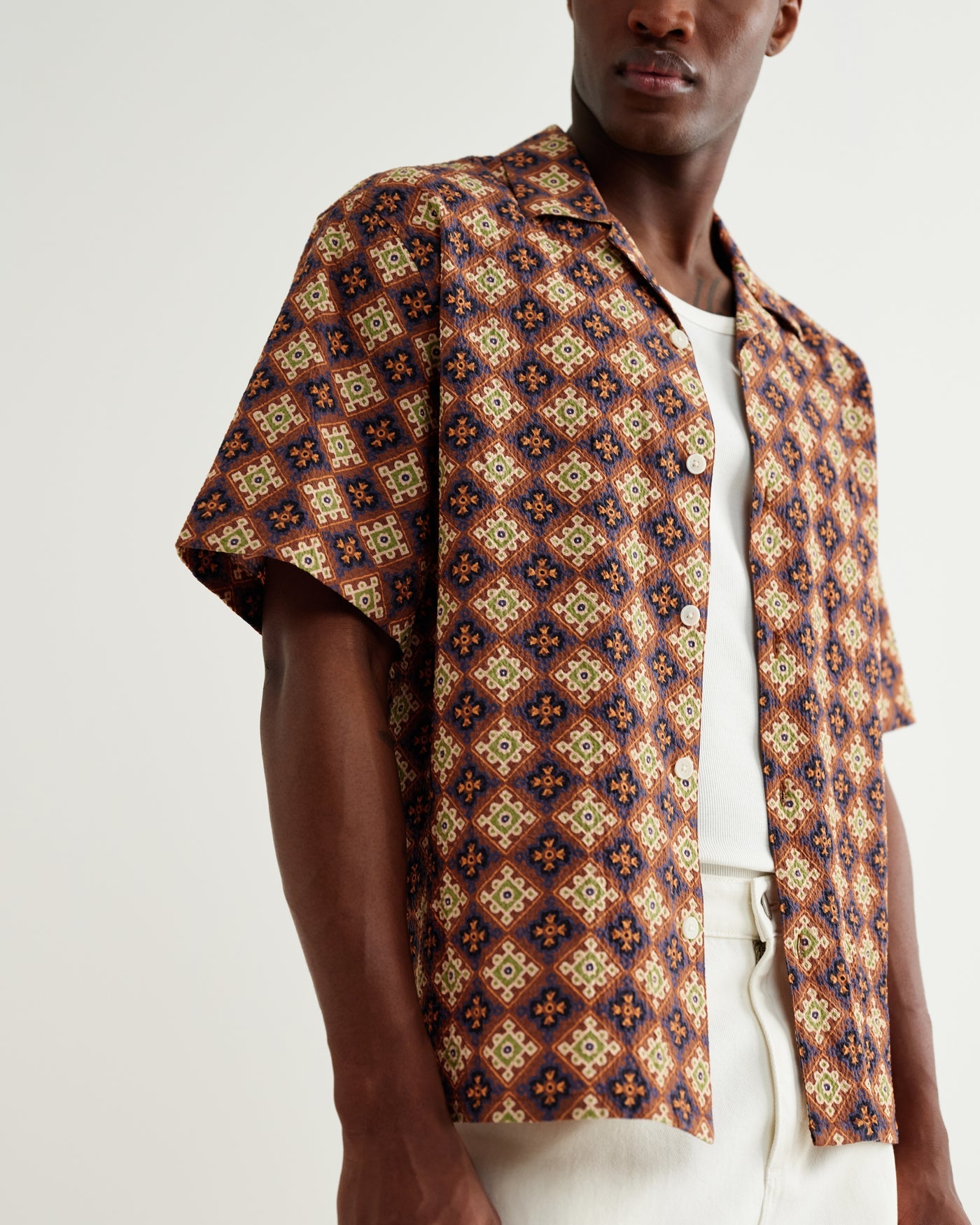 Didcot Shirt in Seersucker Tiles Rust/Multi