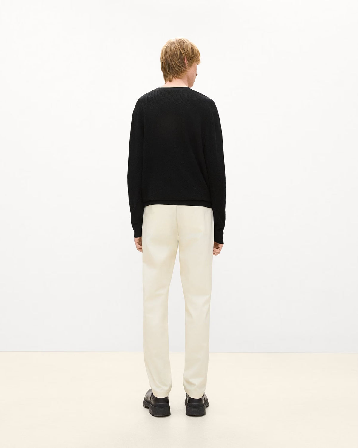 Riland Crewneck in Light Bilen Black