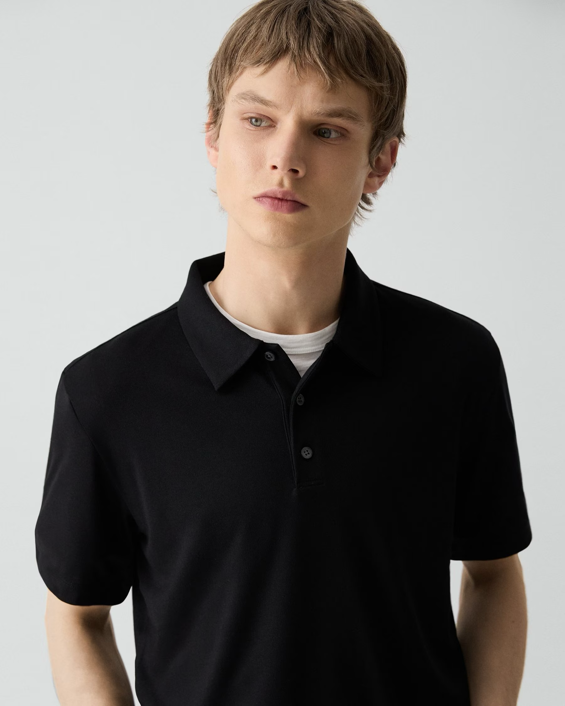 Bron Polo Shirt in Anemone Modal Jersey Black