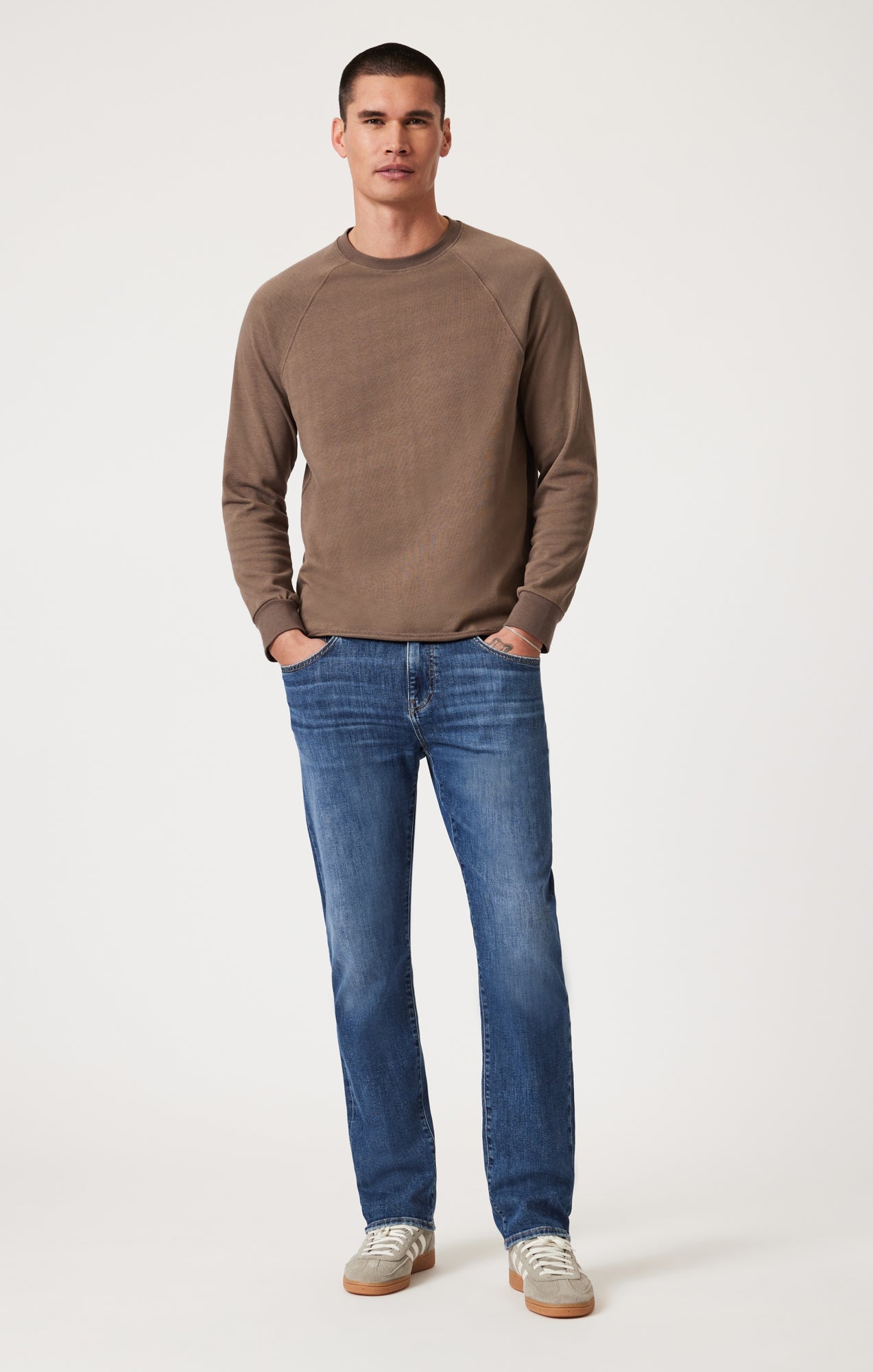 Zach Straight Leg Jeans Dark Brushed Classic Blue