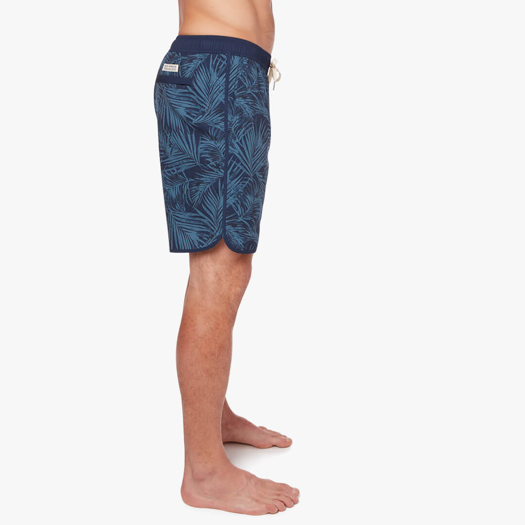 The Anchor Short 8"