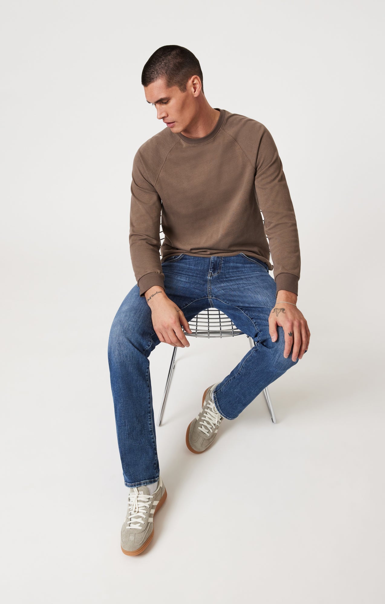 Zach Straight Leg Jeans Dark Brushed Classic Blue