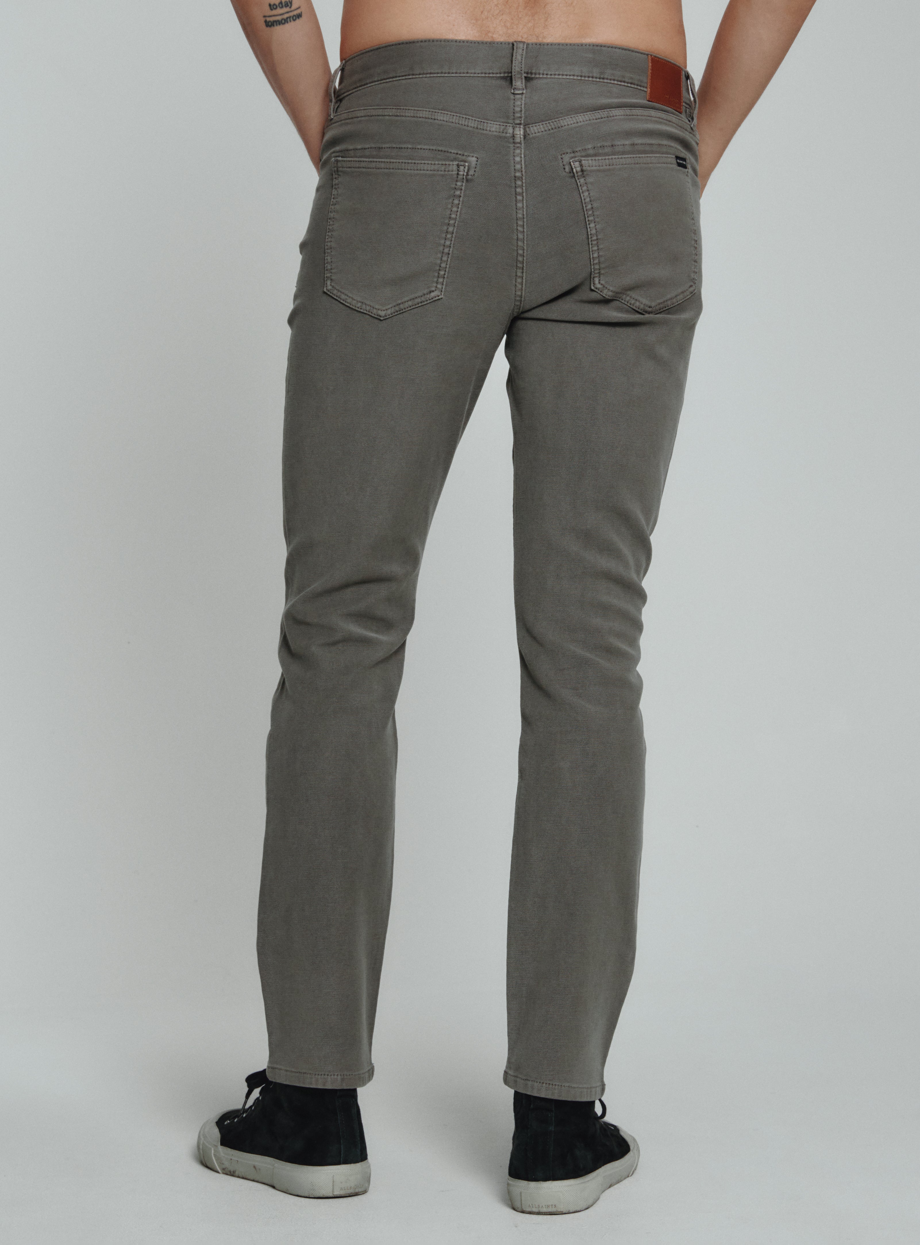 Generation 5-Pocket Pant Iron