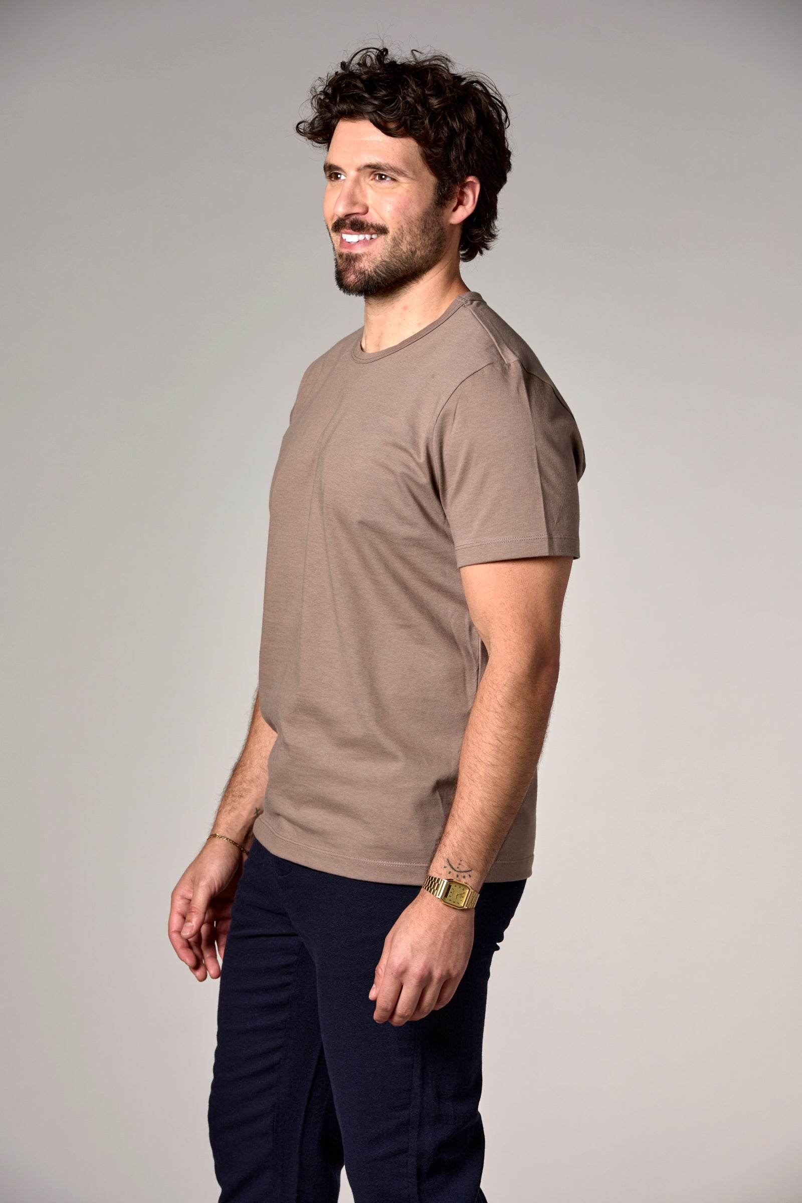 The Rick Crewneck Tee Cobblestone