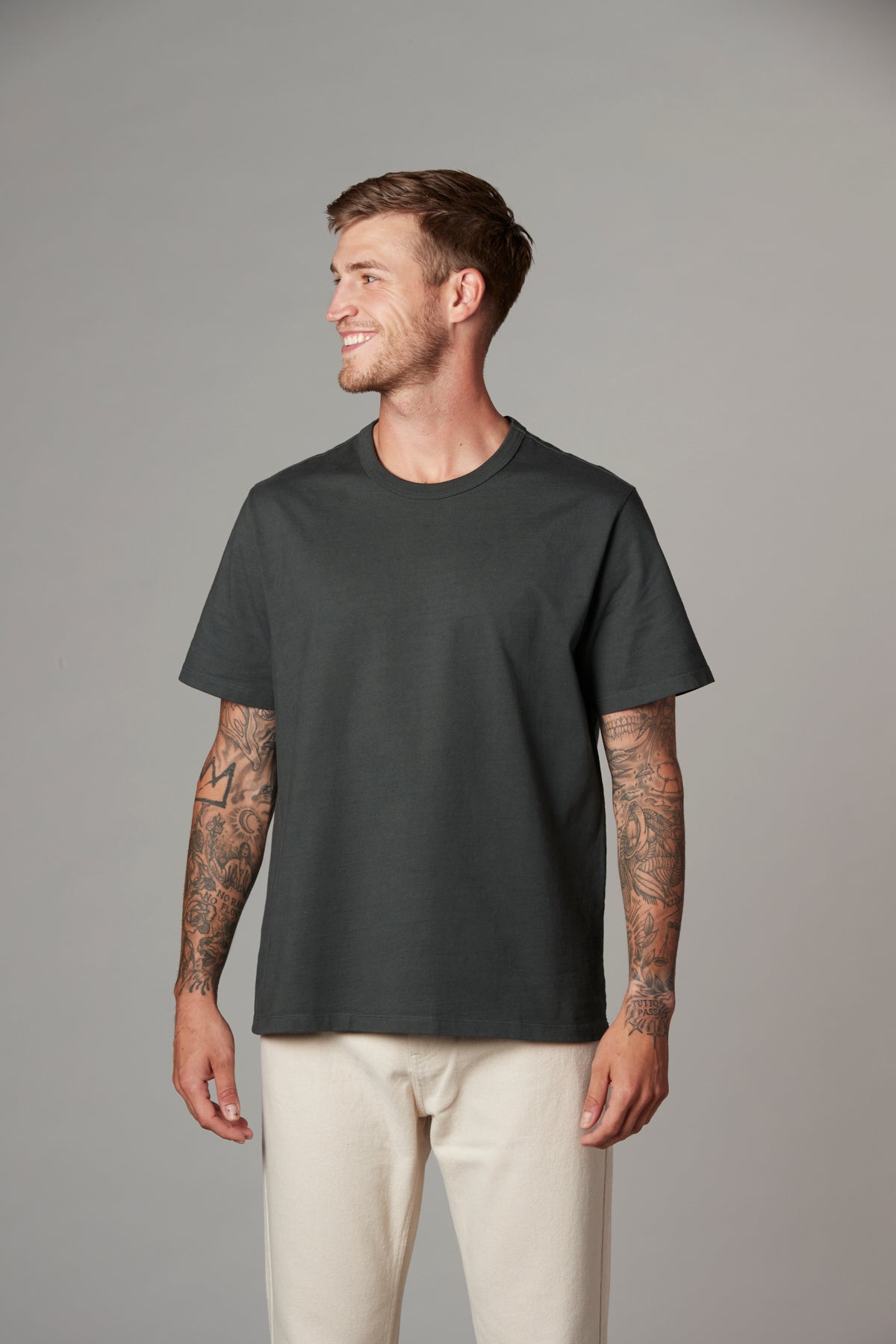 Leo Short Sleeve Crew T in Castleton Green