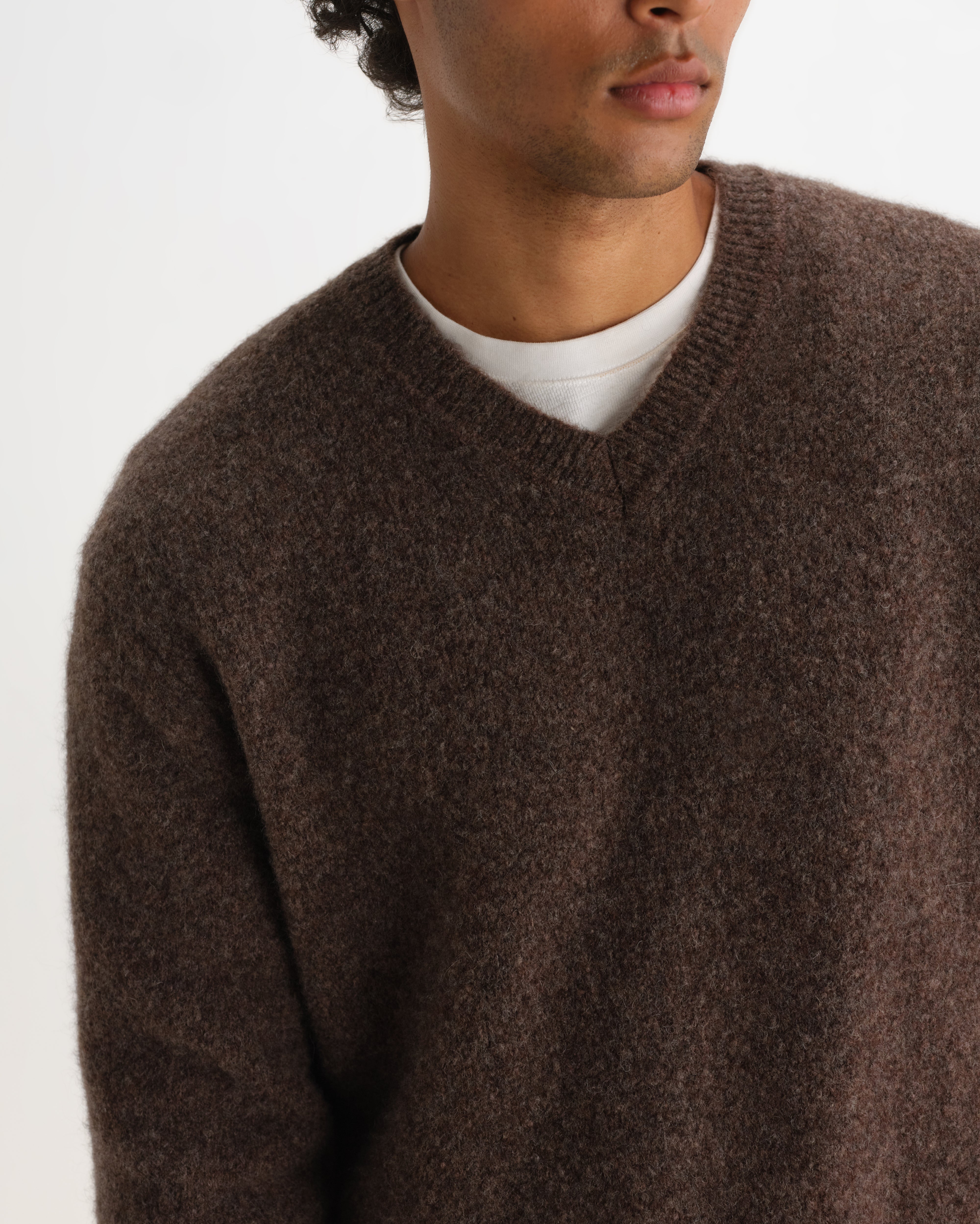 Kemp V Neck in Fluffy Wool Blend Chocolate Brown