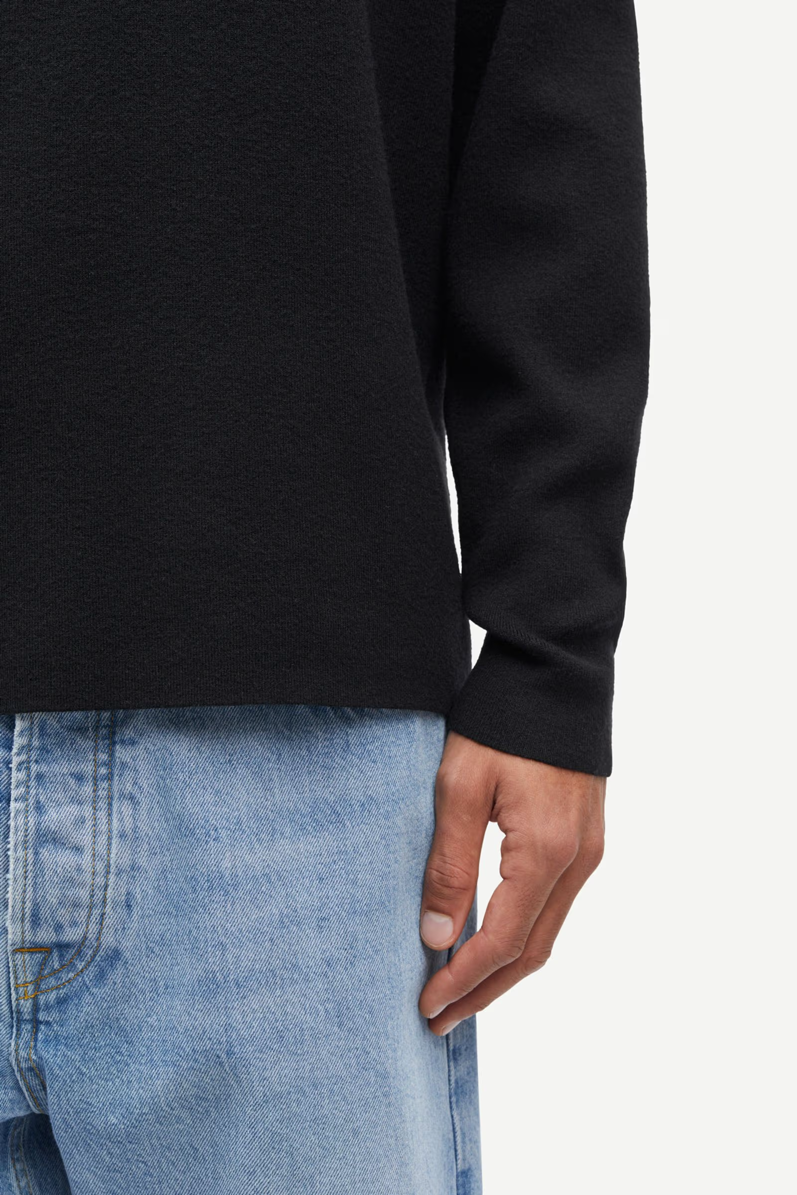 Gunan Crewneck Sweater Black