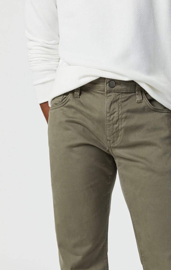 Zach Twill Pants in Dusty Olive