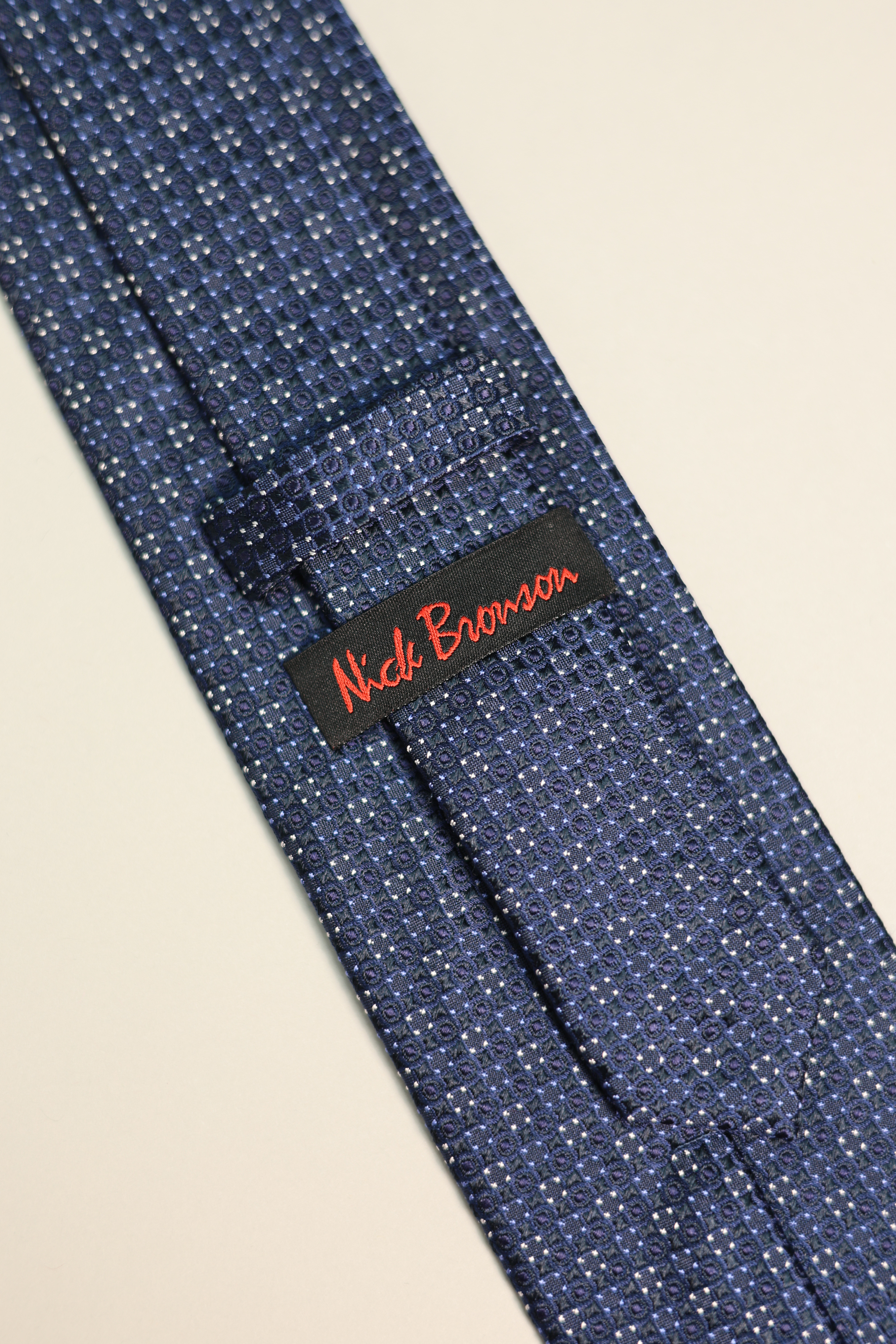 Navy Silk Woven Diamond Pattern Tie