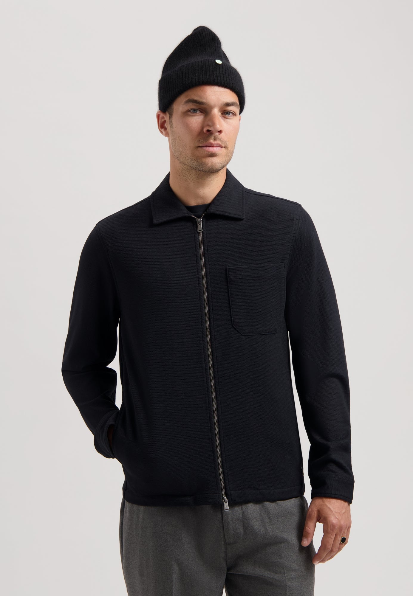 Pike Shirt Jacket in Black