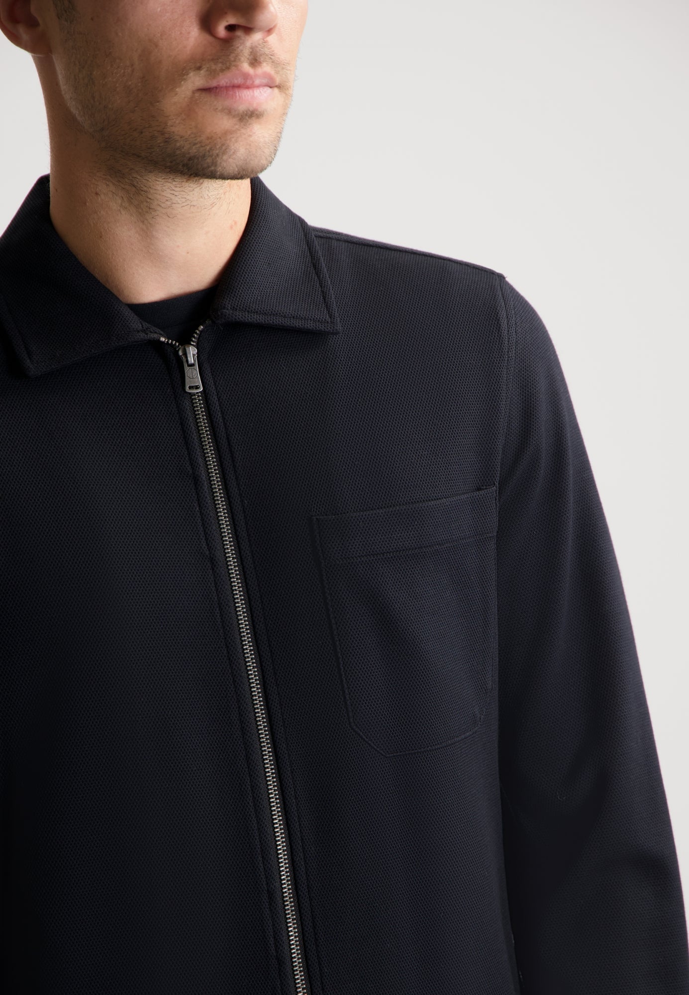 Pike Shirt Jacket in Black