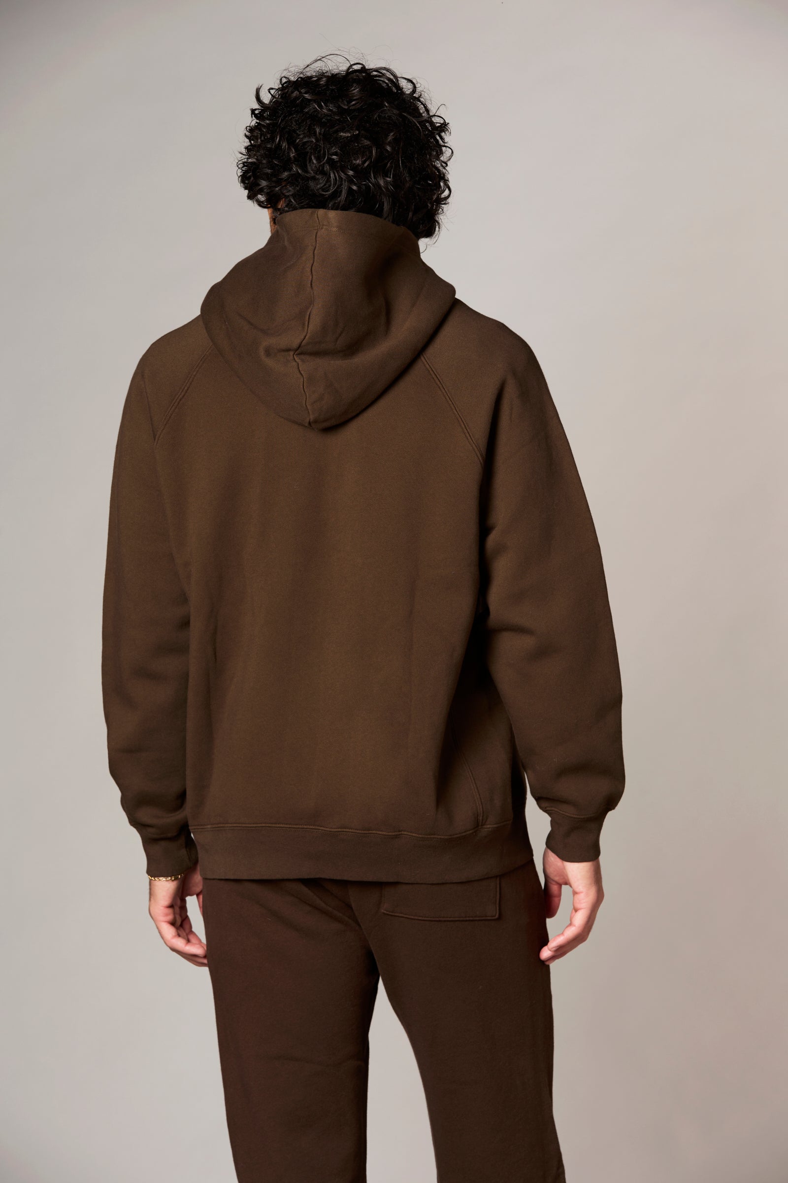 Meyer Long Sleeve Pullover Hooded Sweatshirt in Coffee Bean