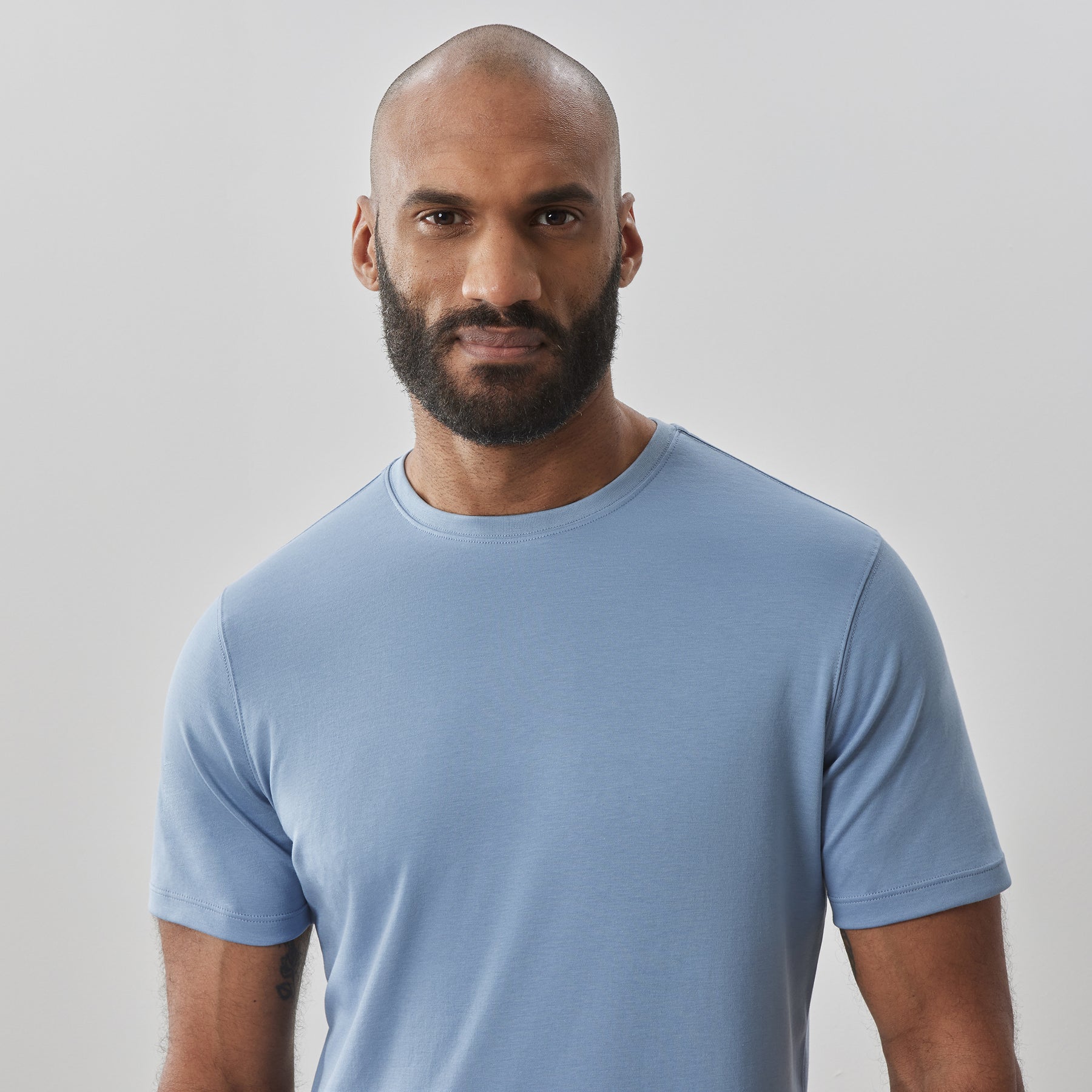 The Barakett Tee, Dover Blue