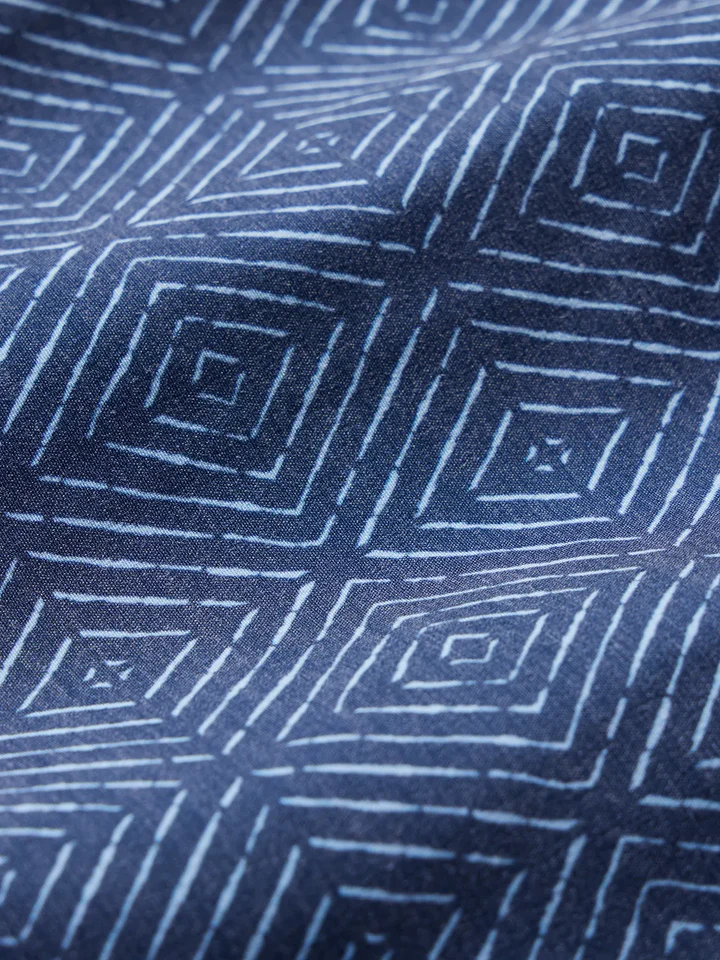 The Bayberry Trunk (7") Navy Shibori