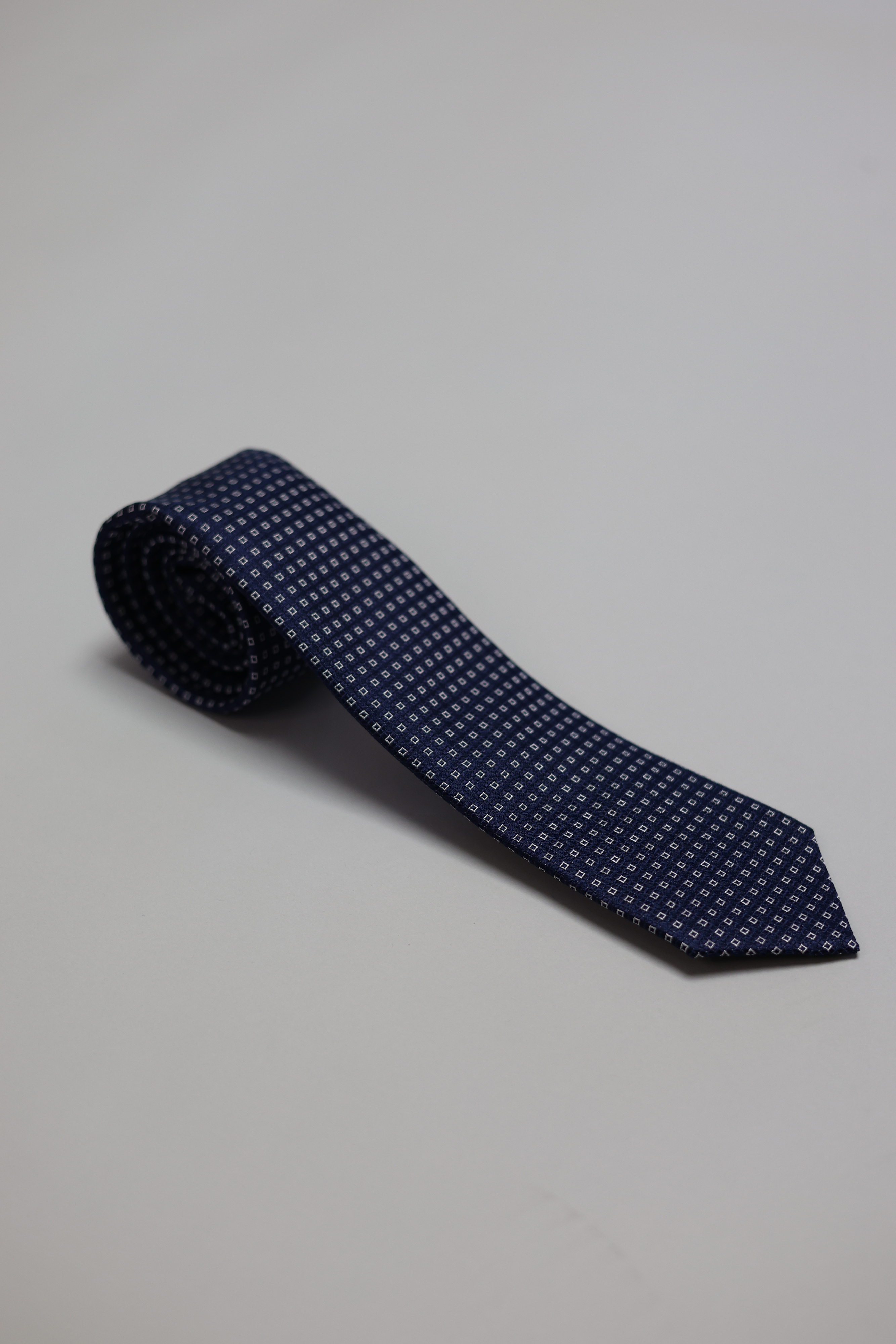 Navy Silk Woven Square Pattern Tie