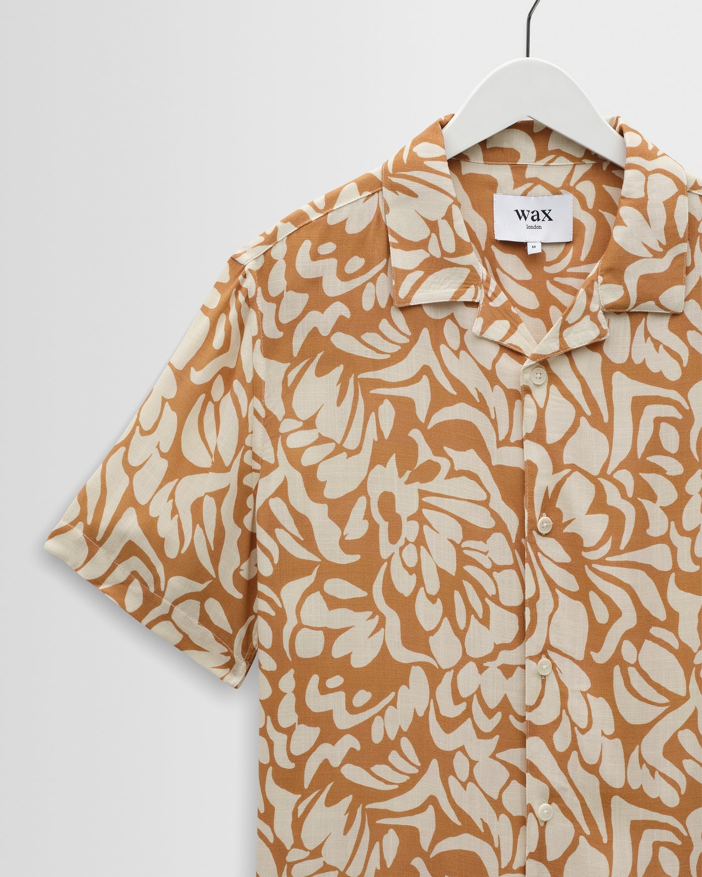 Didcot Shirt in Two Tone Floral Tan/Beige