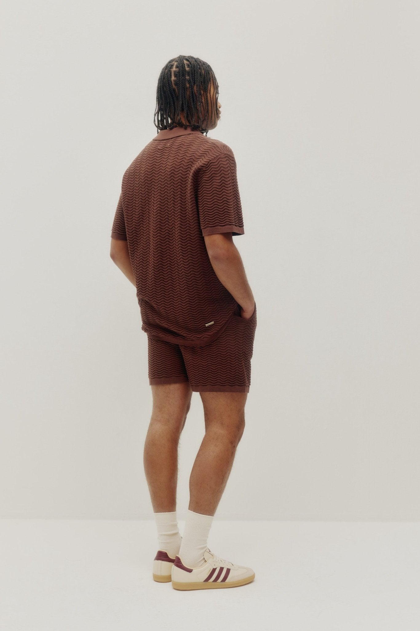 Wave Knit Polo Dark Brown