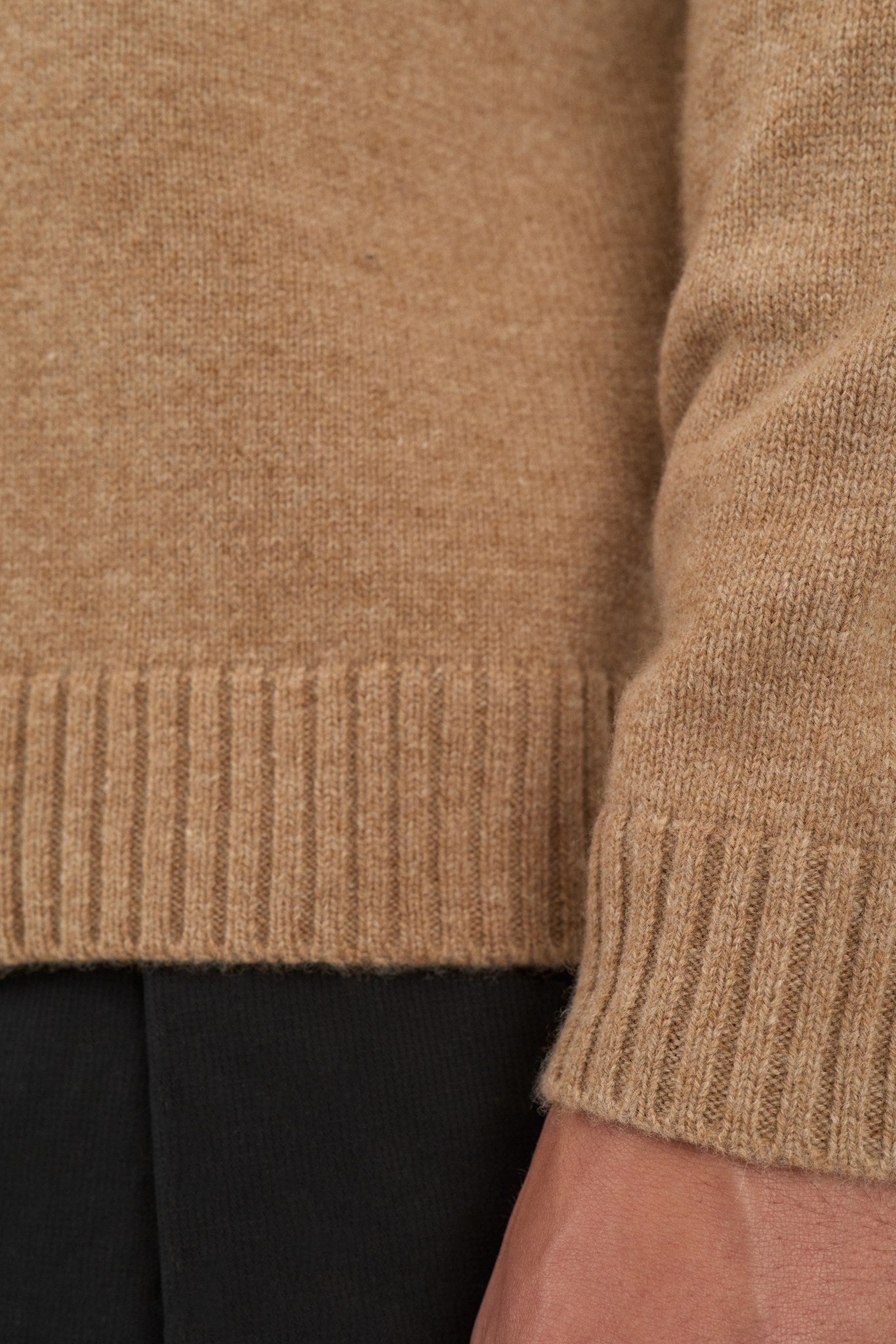 Akpeter Merino Wool Knit Tiger's Eye