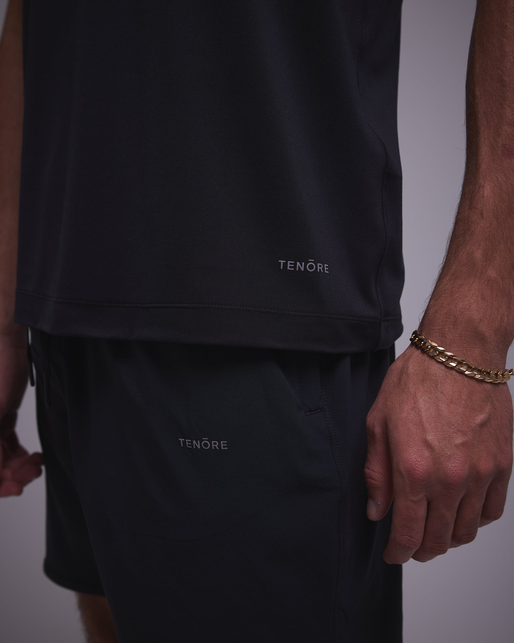 Flow Short Black