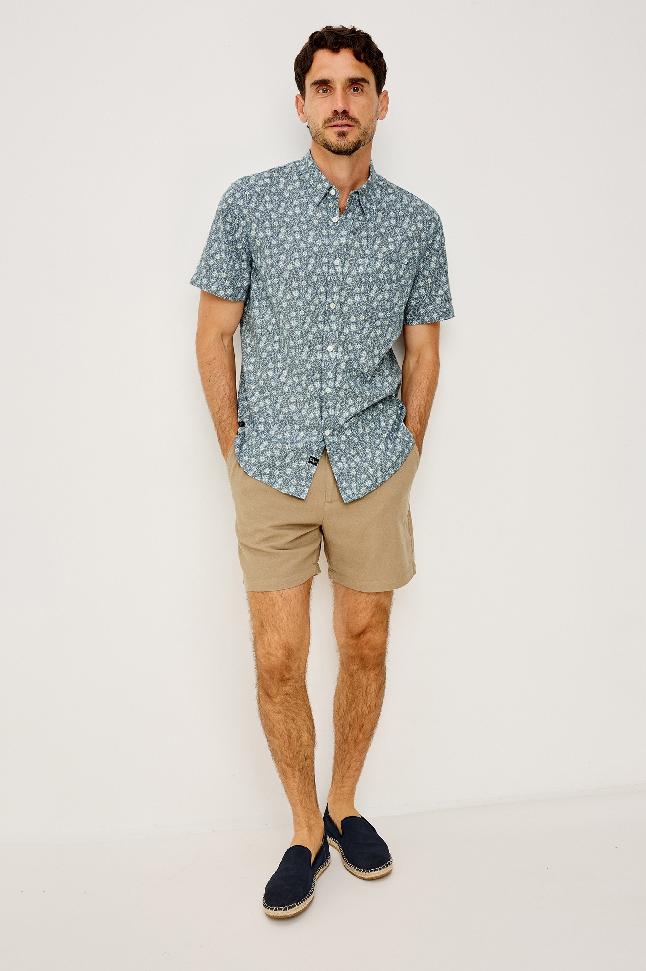 Carson Shirt Botanic Batik Crystak